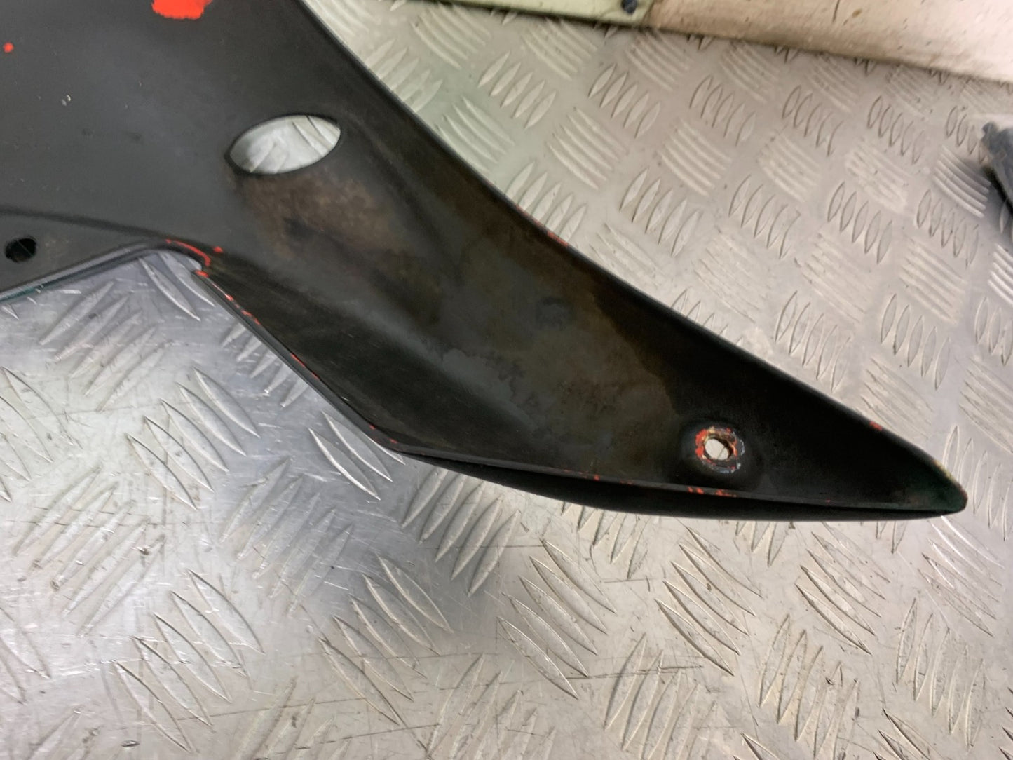 TRIUMPH 955I SPRINT RS LEFT FAIRING  YEAR 1999-03 (CMB1313)