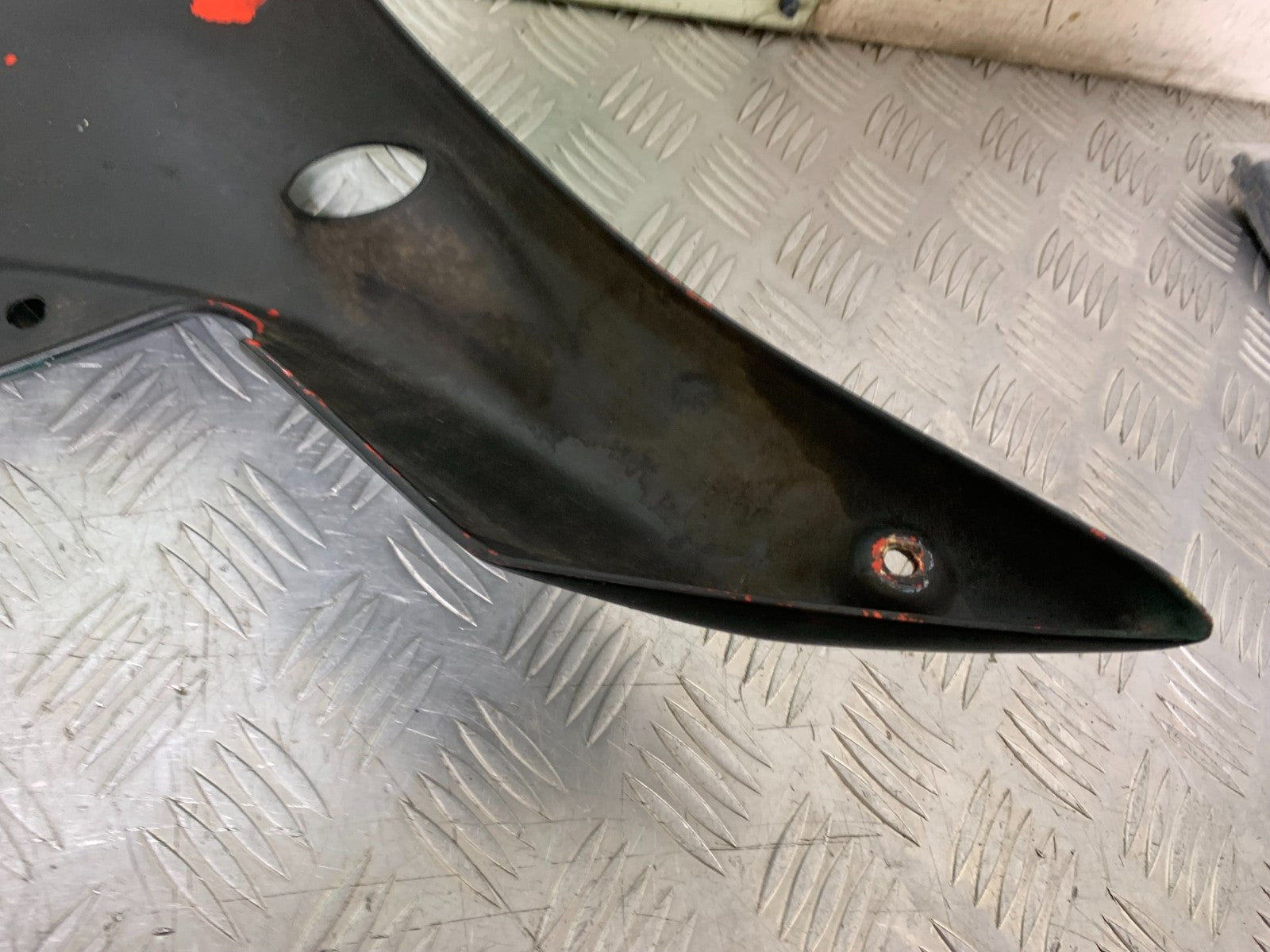 TRIUMPH 955I SPRINT RS LEFT FAIRING  YEAR 1999-03 (CMB1313)