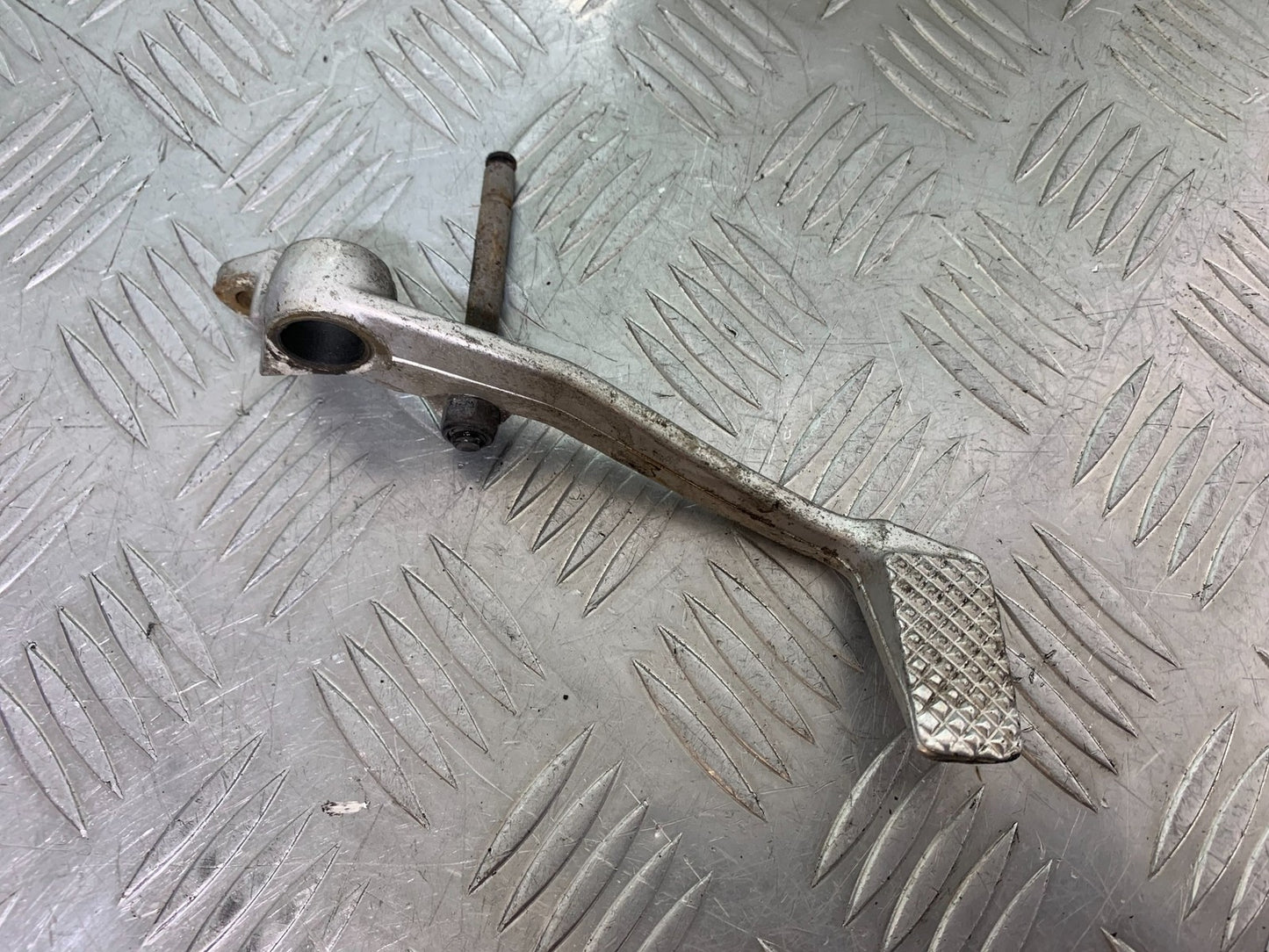 YAMAHA XJR1300 XJR 1300 REAR BRAKE PEDAL  YEAR  1999-2003 (CMB1119)