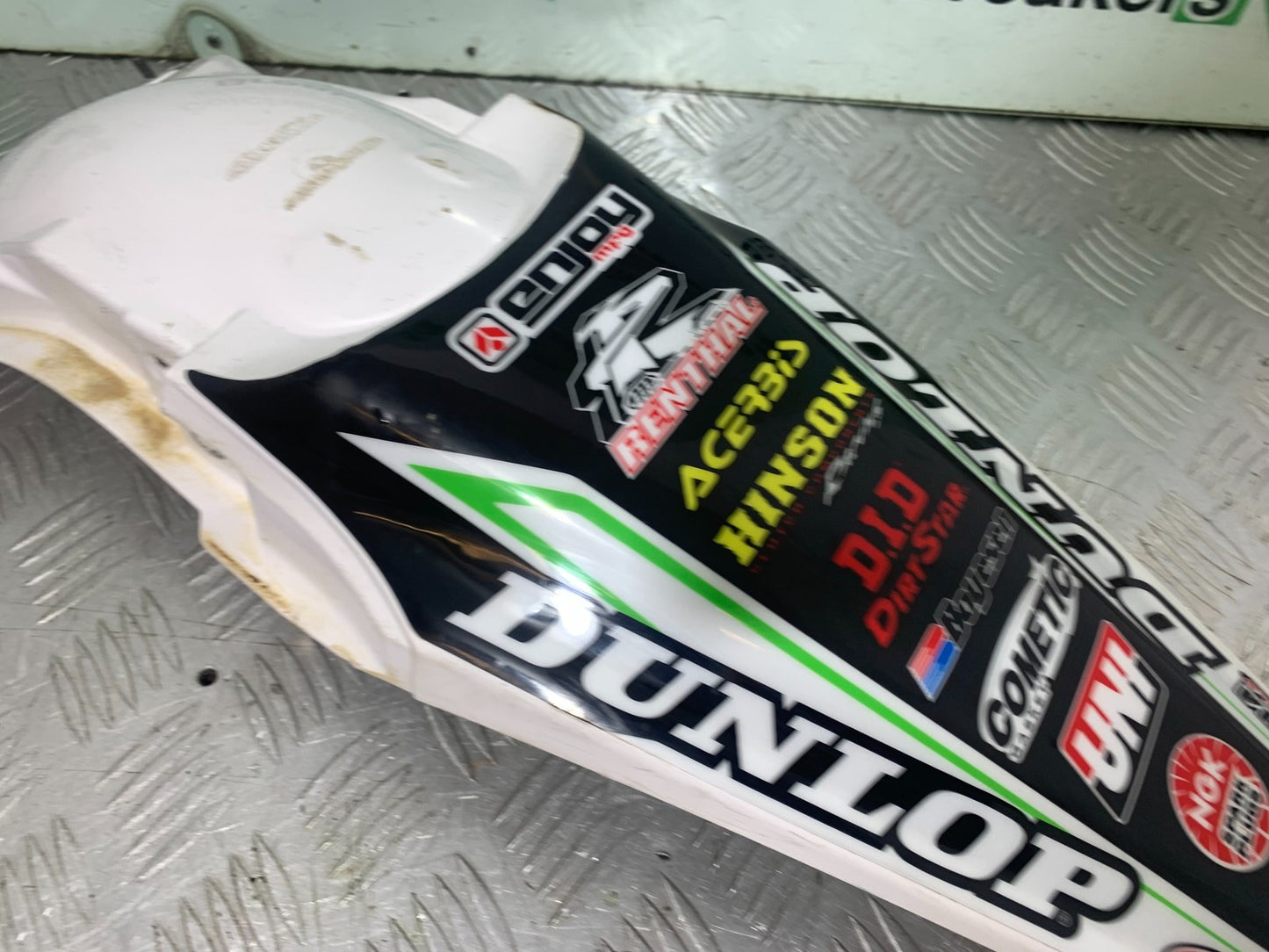 KAWASAKI KXF450 KXF 450 REAR MUDGUARD  YEAR 2013 CMB1217)