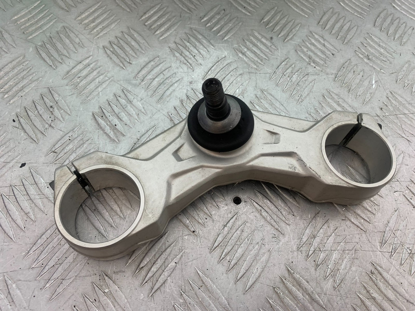 BMW R1200 R 1200 GS BOTTOM YOKE  YEAR 2013-2016 (CMB1257)