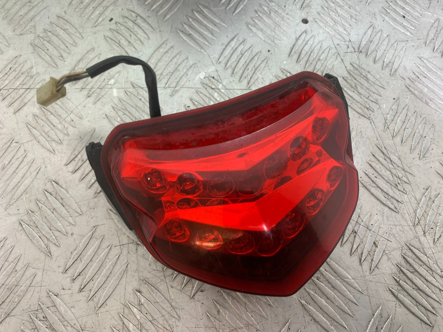 SUZUKI GSXR750 GSXR 750 K4 K5 REAR LIGHT  2004-2005 (CMB1319)