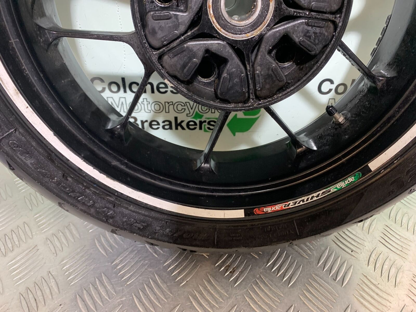 APRILIA SL750 SL 750 SHIVER REAR WHEEL   YEAR 2012 (CMB1074)