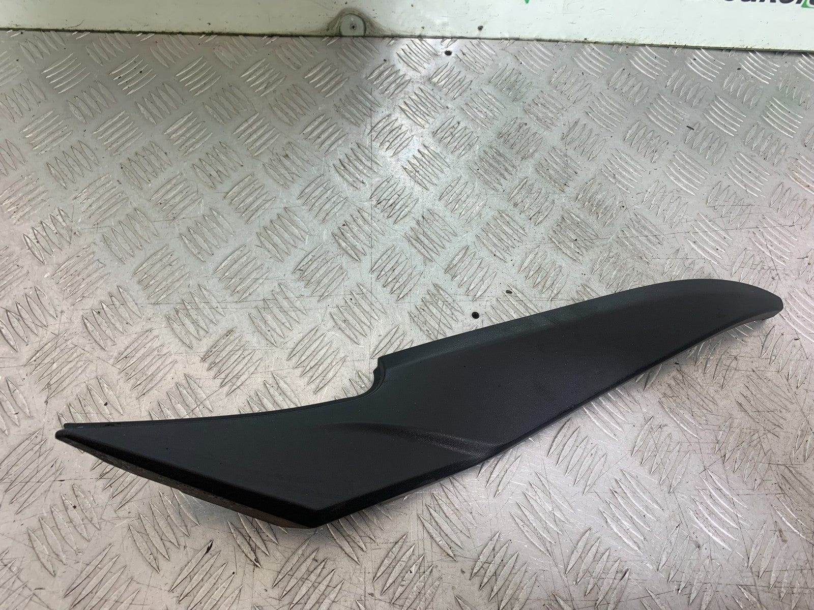 KAWASAKI ER6 F ER6F RIGHT TANK PANEL  YEAR 2005-2008 (CMB1277)