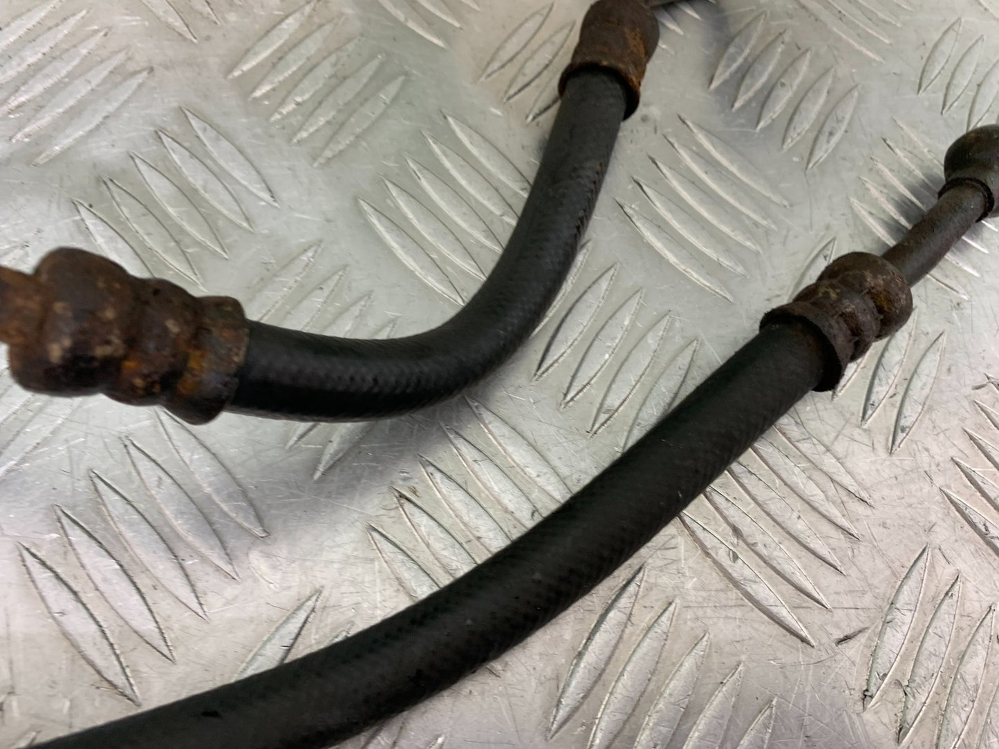 KAWASAKI ZZR1100 D OIL COOLER LINES  YEAR 1993-2001 (CMB1189)