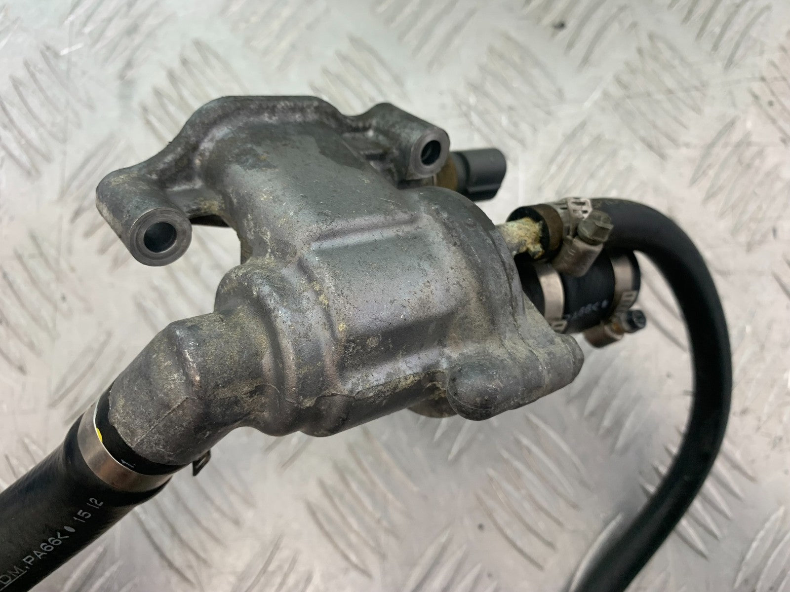HONDA CBR1000 rr FIREBLADE THERMOSTAT  2012-2016 (CMB1280)