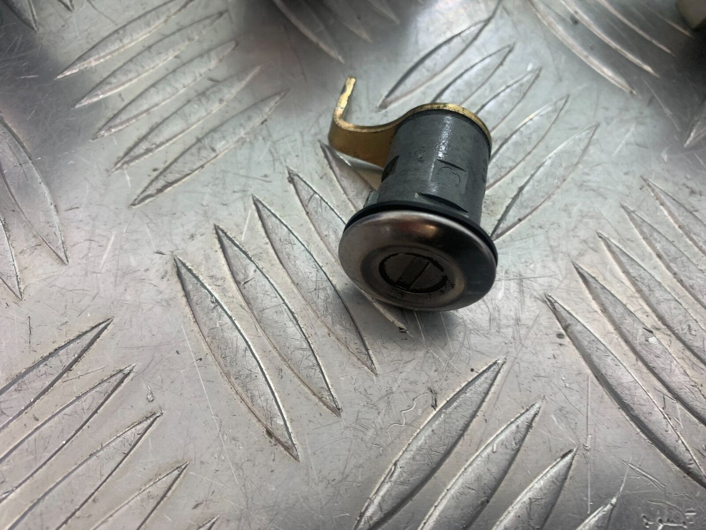 HONDA CBR 929 RRY FIREBLADE ECU LOCKS KEY  YEAR 2000-01 (CMB1026)
