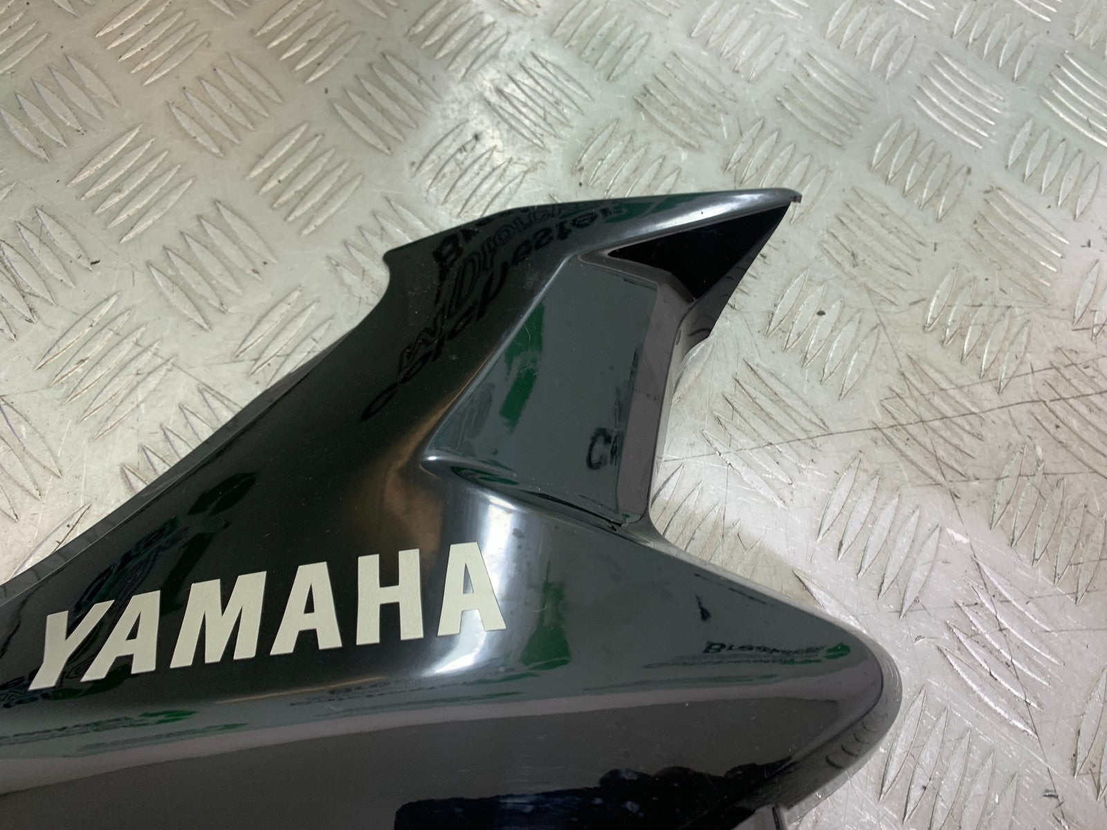 YAMAHA YBR125 YBR 125 RIGHT SIDE PANEL YEAR 2010-2017 (CMB1252)