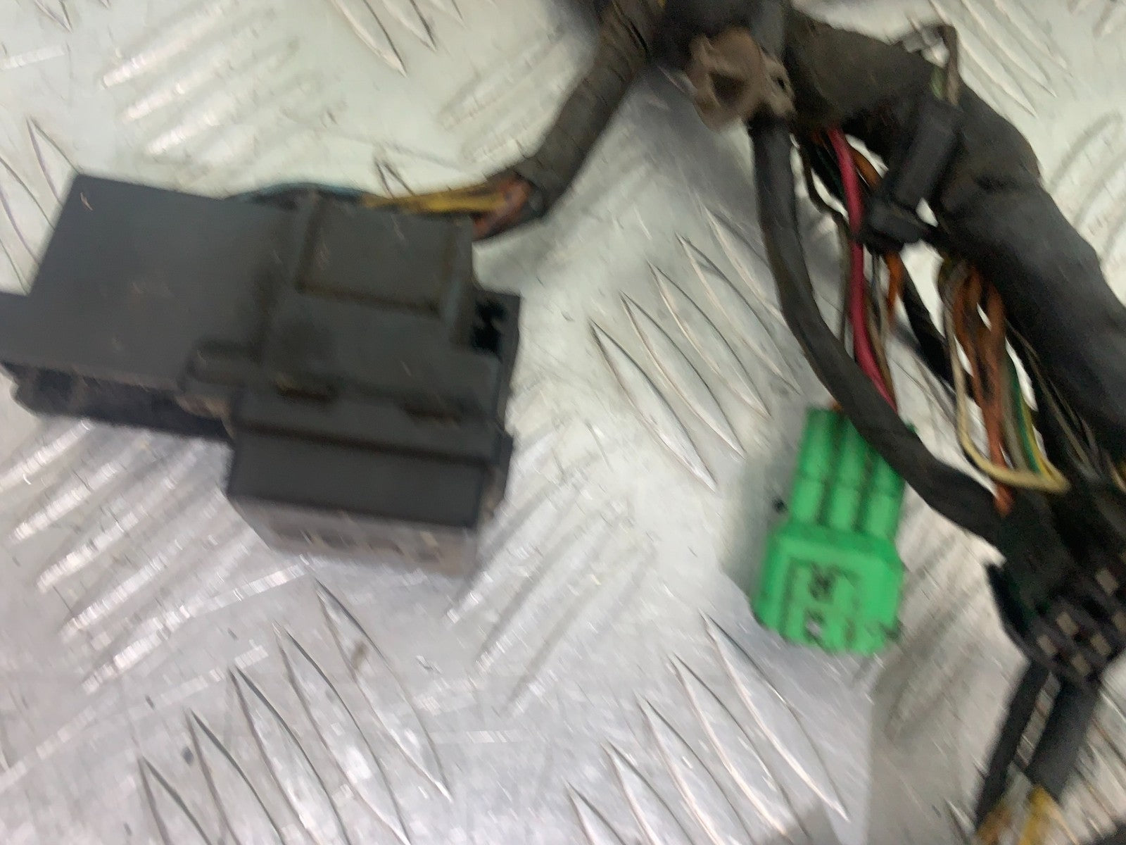 SUZUKI GSX750 INAZUMA WIRING LOOM YEAR 1998-2003 (CMB1308)