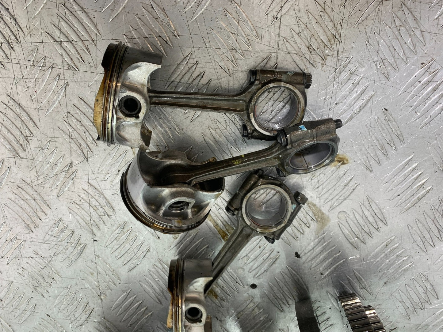 TRIUMPH 1050 SPRINT GT CRANKSHAFT  YEAR 2010-2016 (CMB1250)