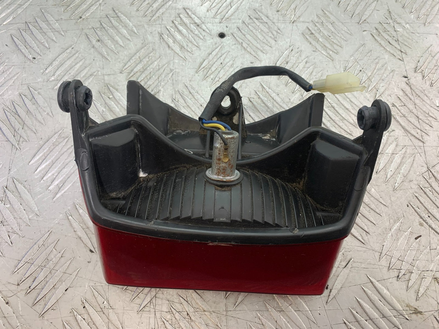 YAMAHA YBR125 YBR 125 REAR LIGHT YEAR 2010-2017 (CMB1252)