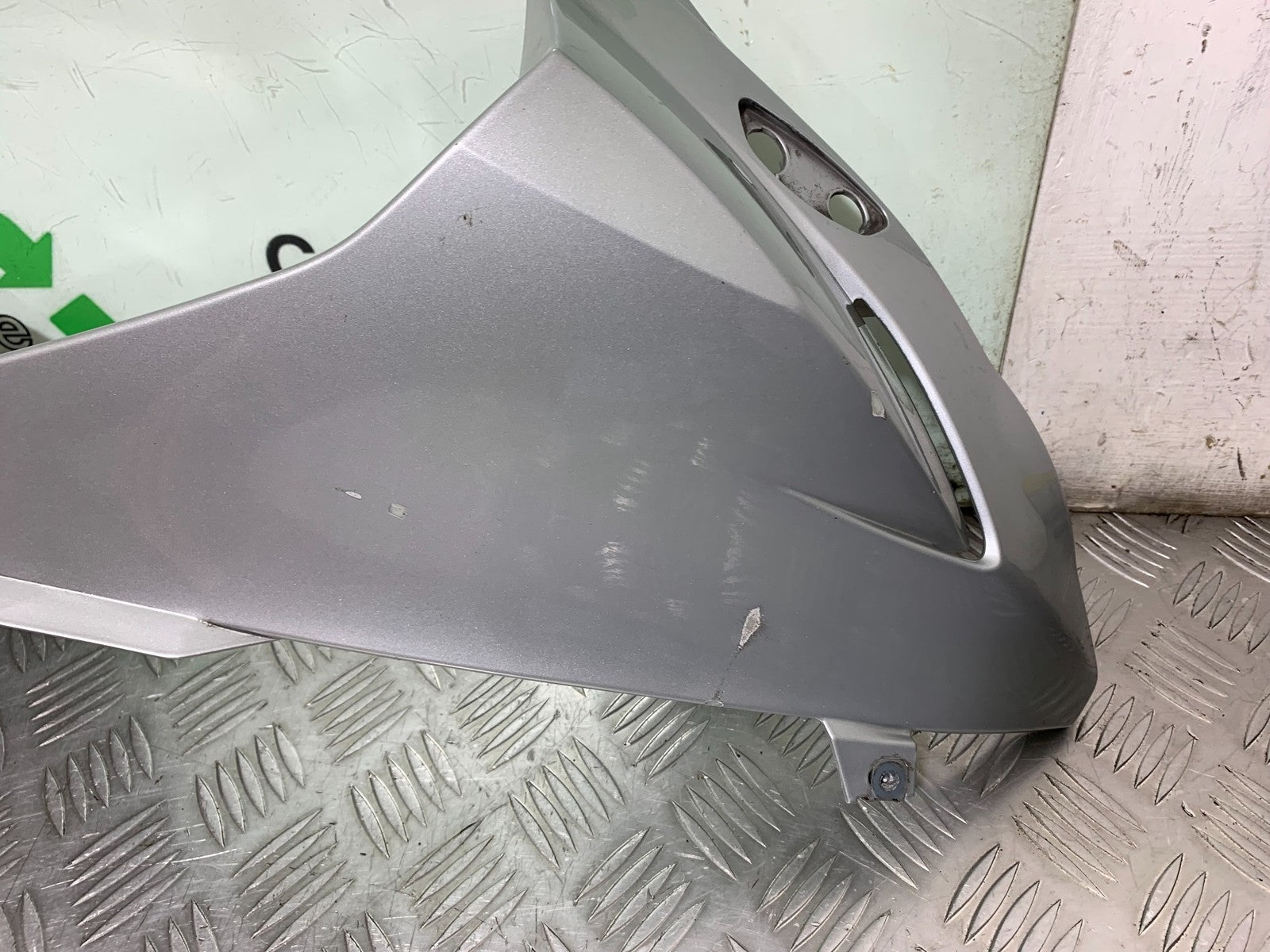 BMW F800 GT RIGHT FAIRING PANEL  YEAR 2013-2017 (CMB1248)