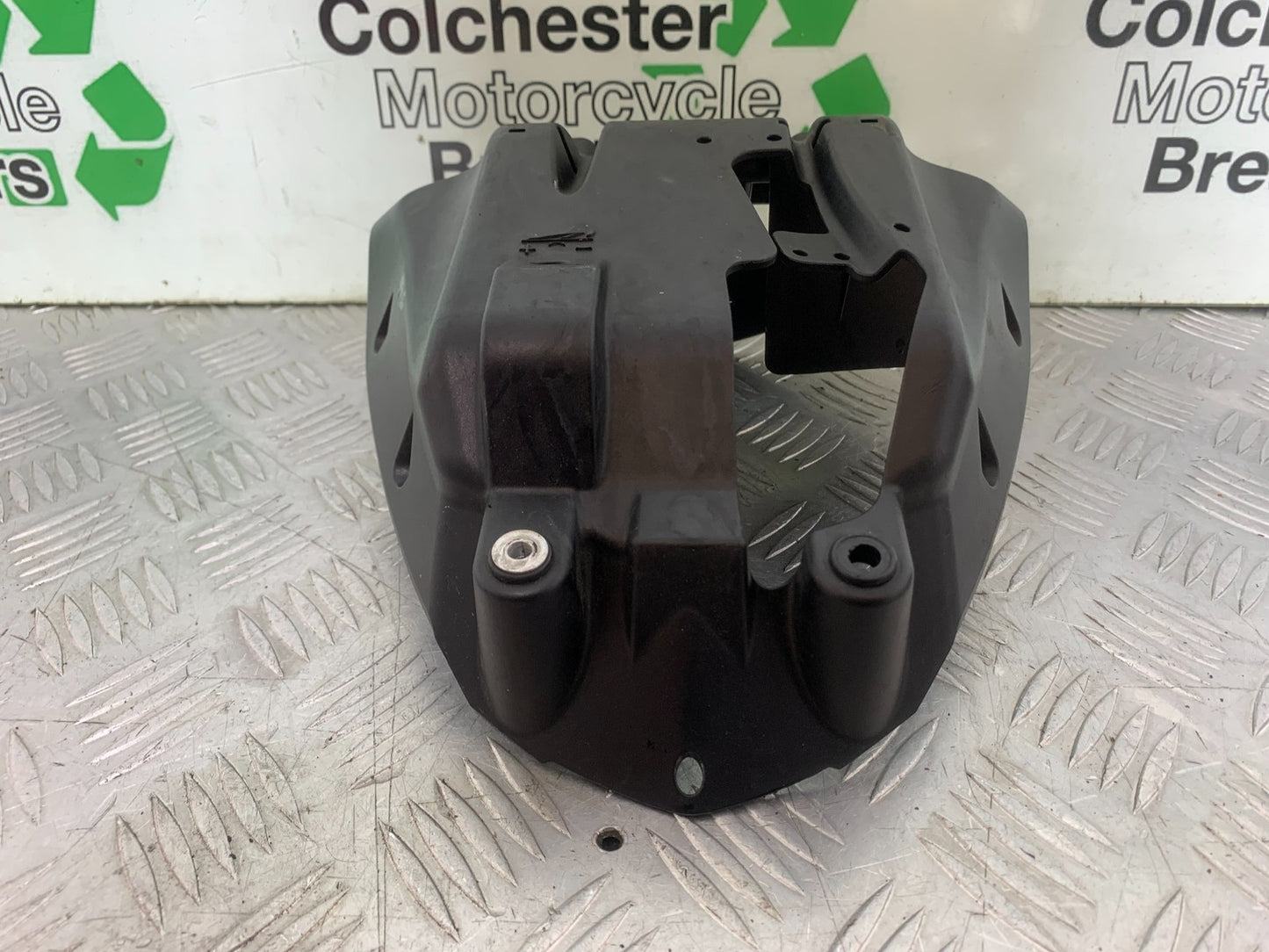 KTM 690 DUKE R LC4 HEADLIGHT BACKING INFILL YEAR 2012-2015  (CMB1180)