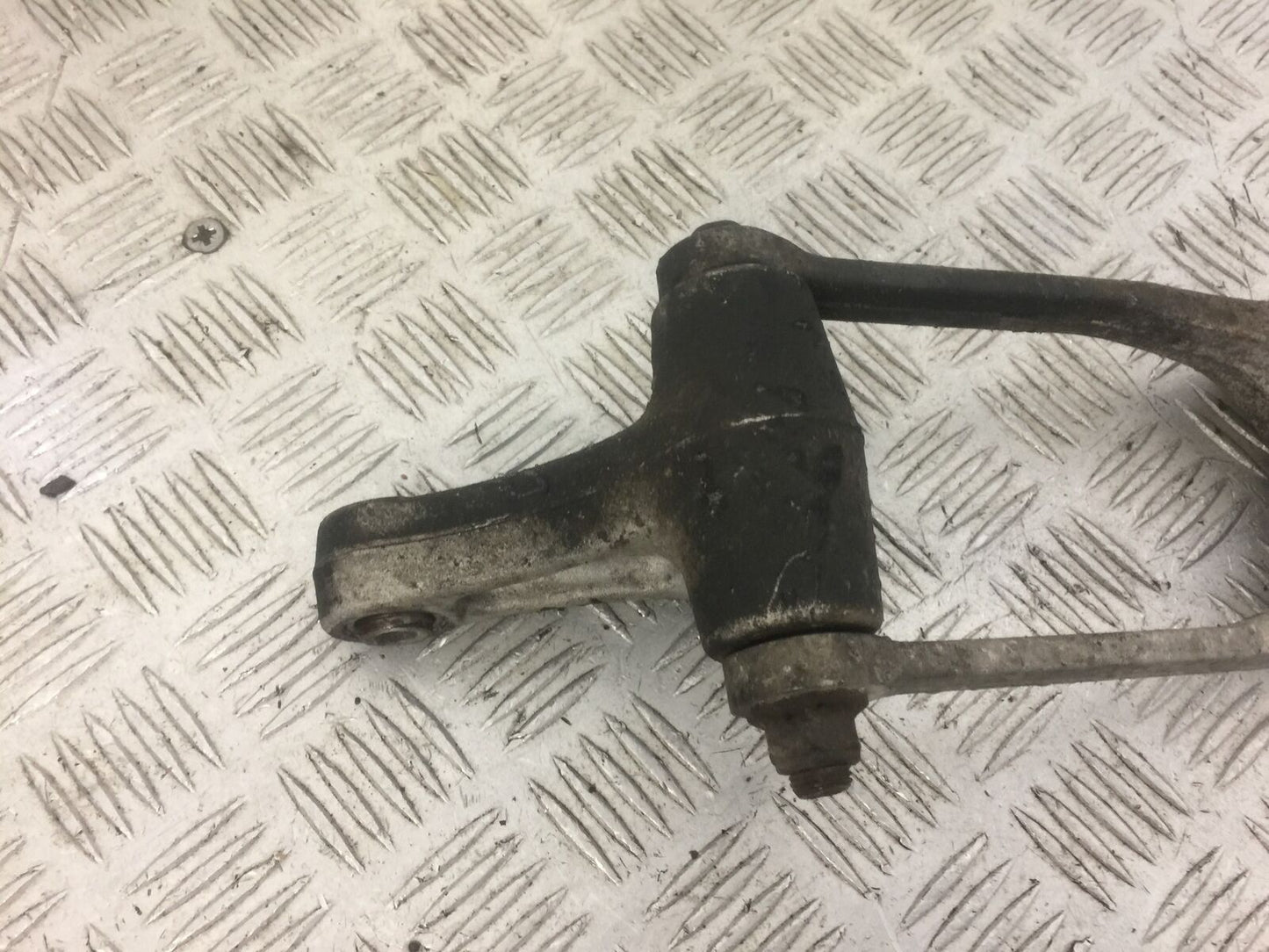 SUZUKI GSXR750 K6 K7 REAR SHOCK LINKAGE  YEAR 2007 (STOCK 634)