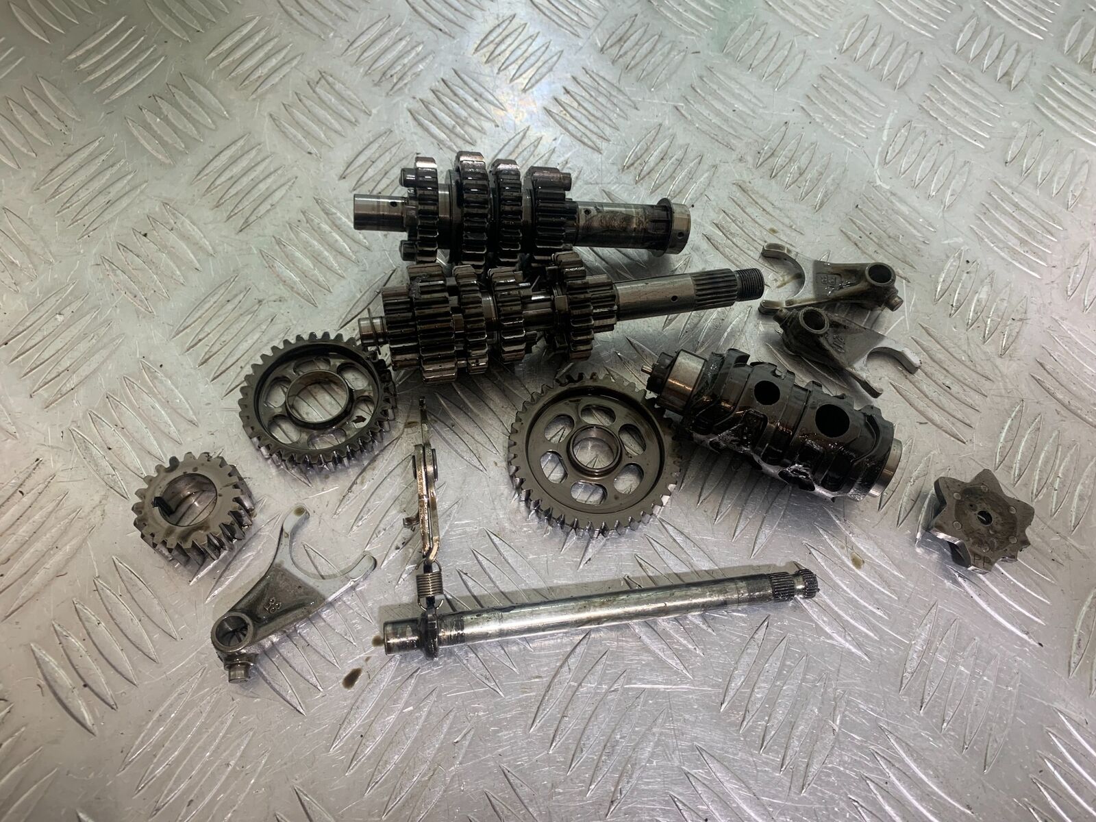 HONDA CBR125 CBR 125 GEARBOX    YEAR 2008 - 2010