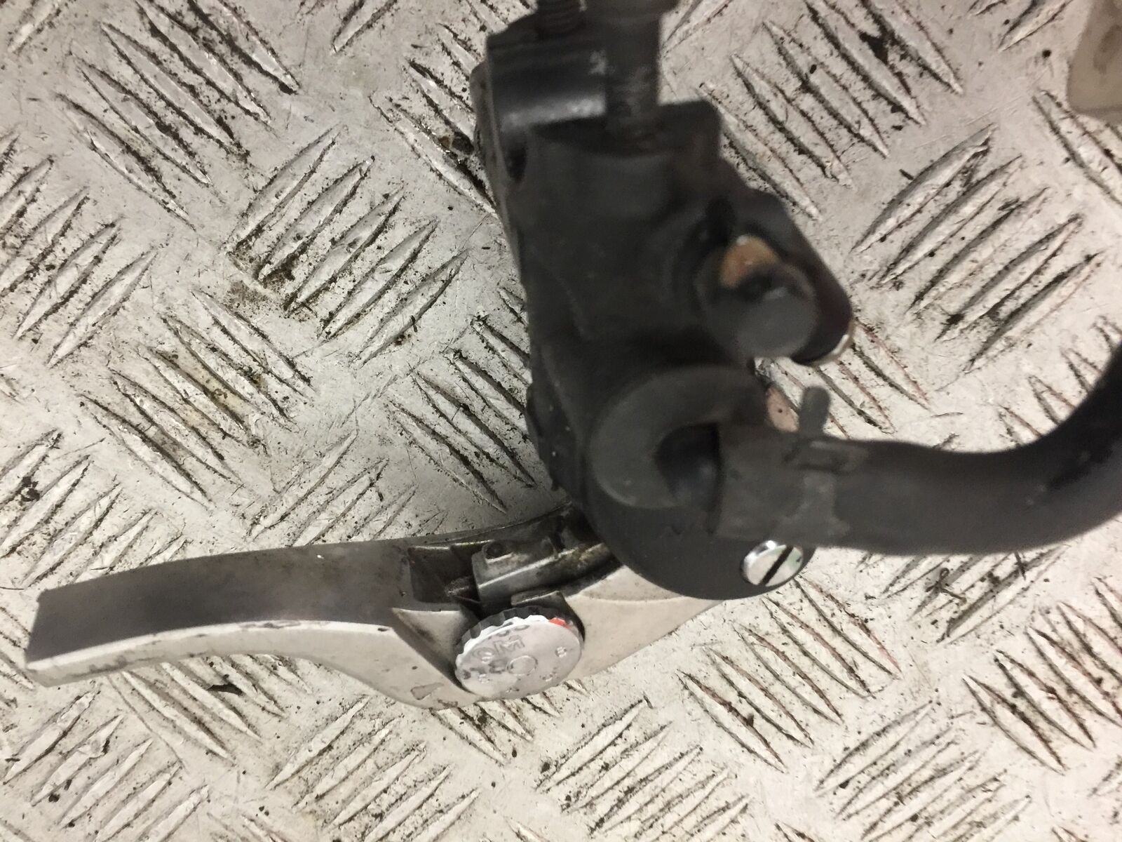 KAWASAKI Z1000 FRONT BRAKE MASTER CYLINDER   YEAR 2007-2009 (STOCK 763)