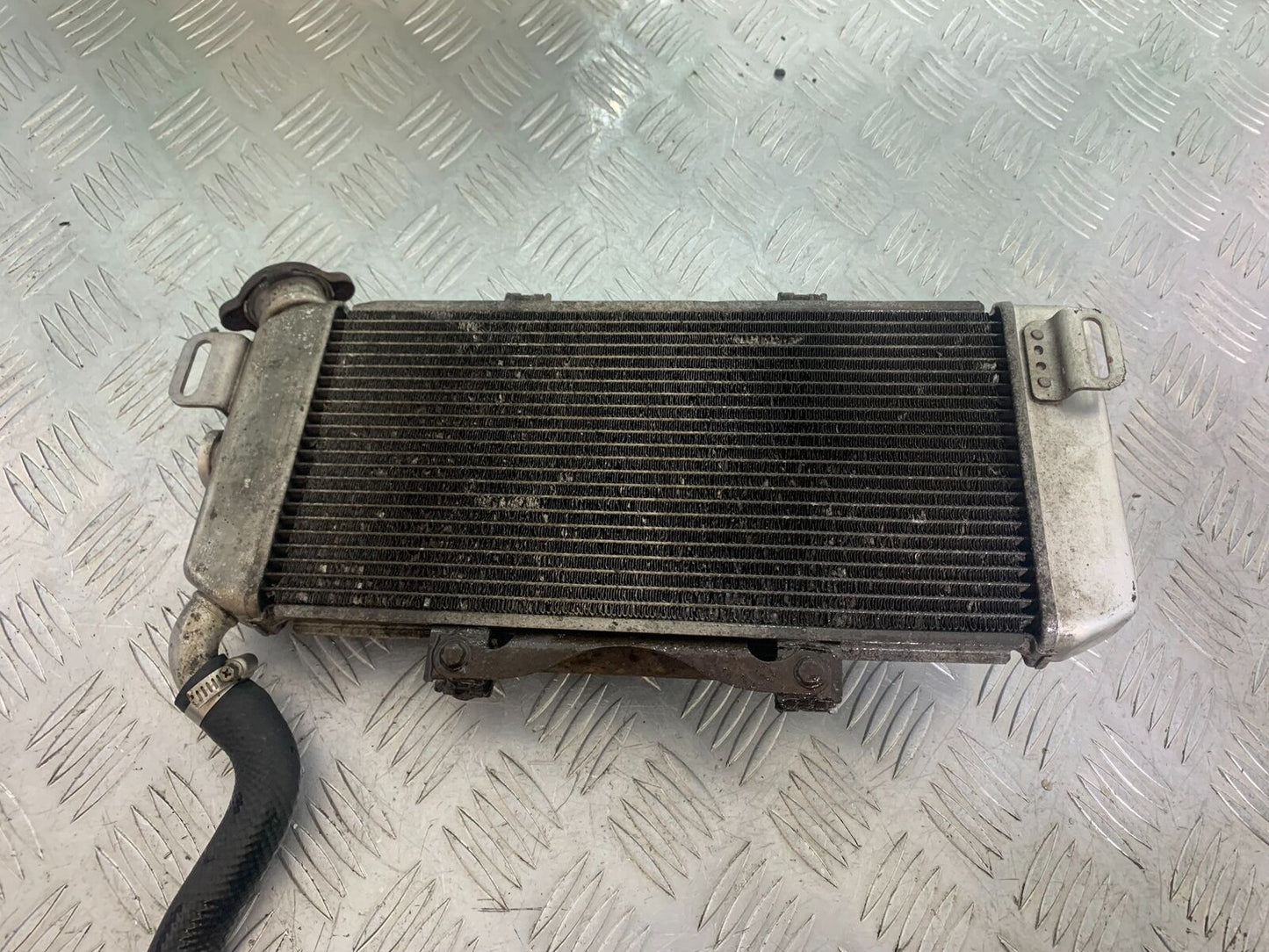 KAWASAKI ER6 F RADIATOR AND FAN  YEAR 2005-2008 (CMB1098)
