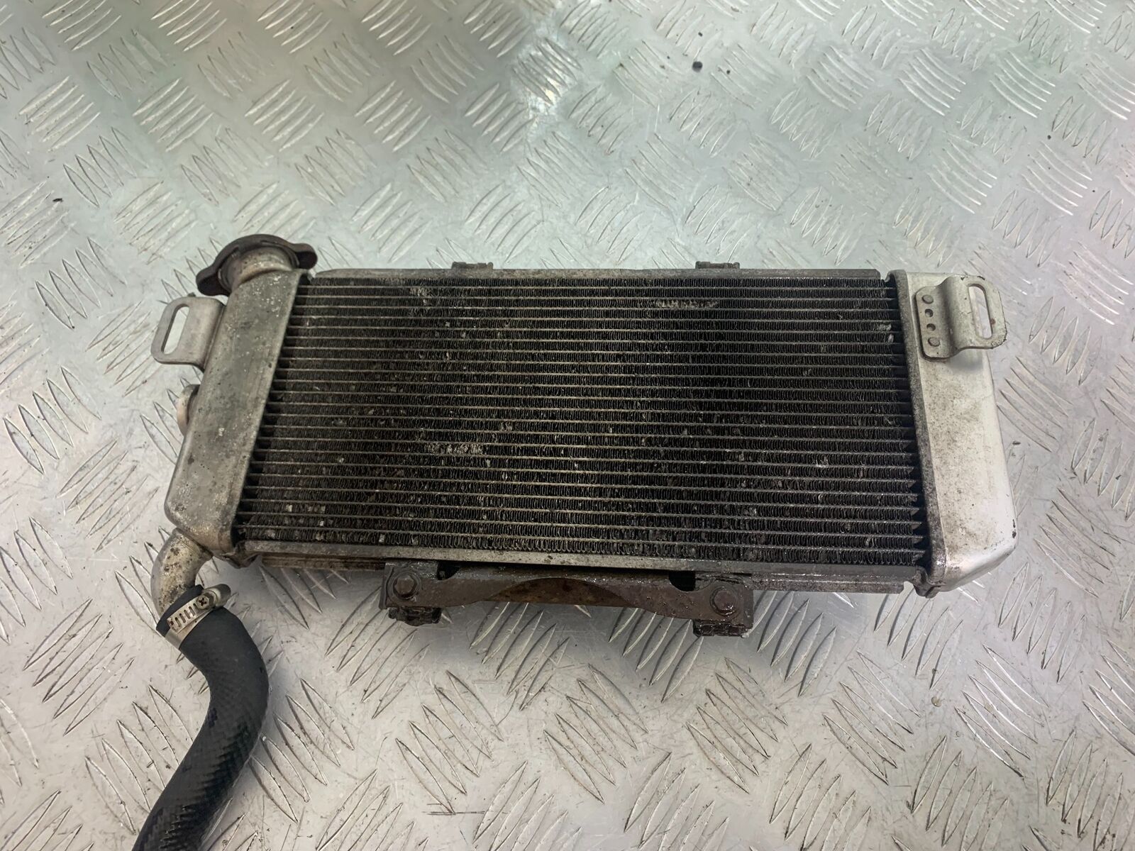 KAWASAKI ER6 F RADIATOR AND FAN  YEAR 2005-2008 (CMB1098)