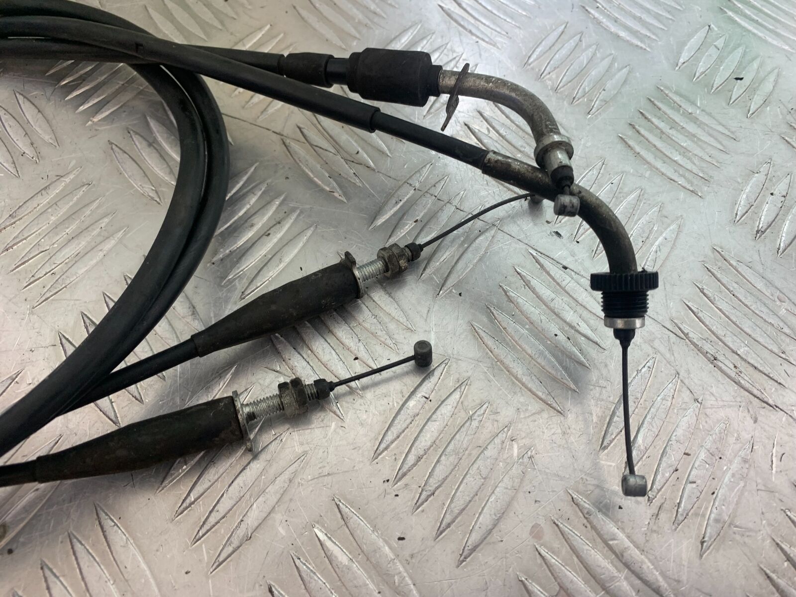 SUZUKI AN 200 UN 200 BURGMAN THROTTLE CABLES  YEAR 2007-09 (CMB1128)