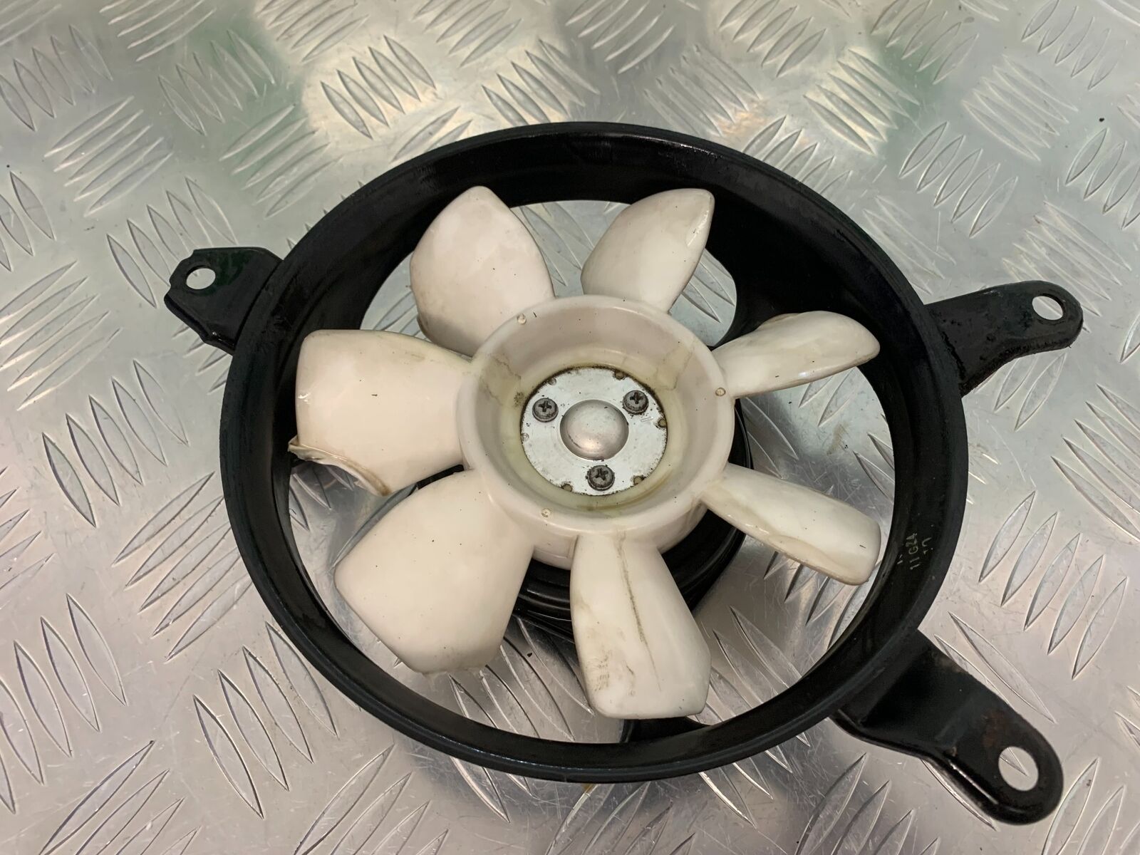 TRIUMPH 1050 SPRINT RADIATOR FAN   YEAR 2004-2007 (STOCK 956)