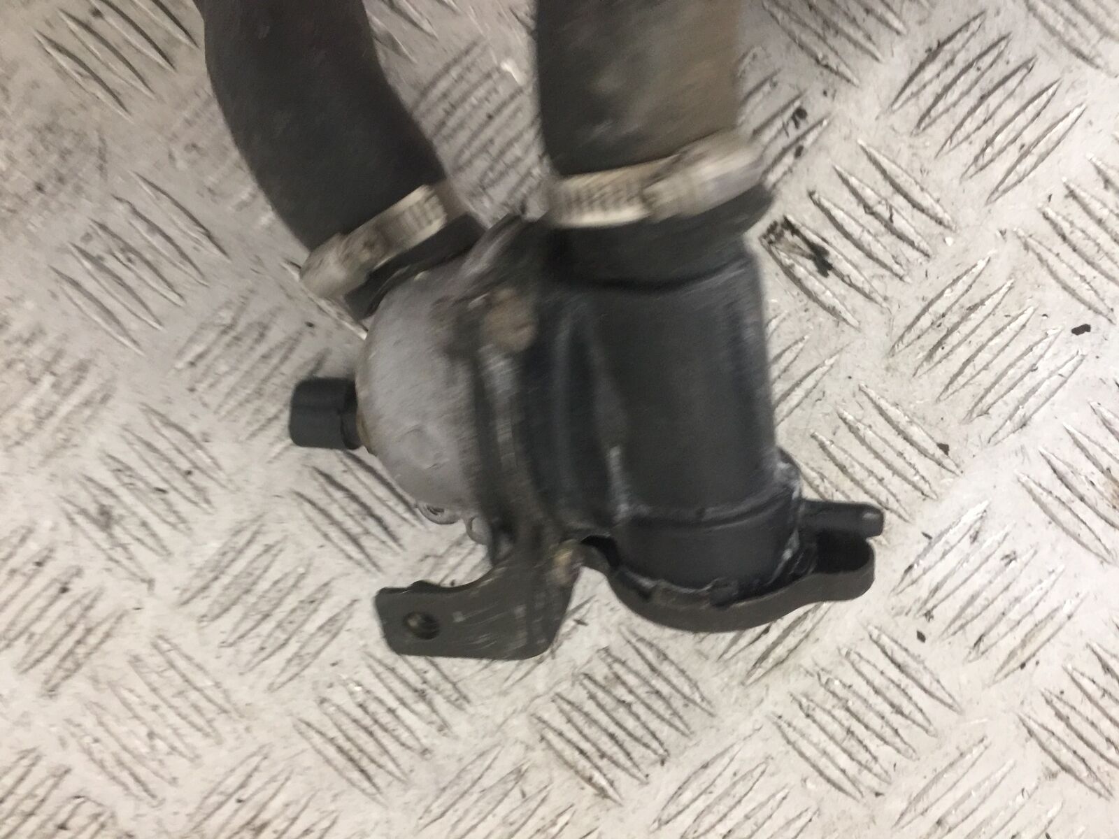 KAWASAKI Z750 Z 750 THERMOSTAT  YEAR 2004-2006  (STOCK 871)