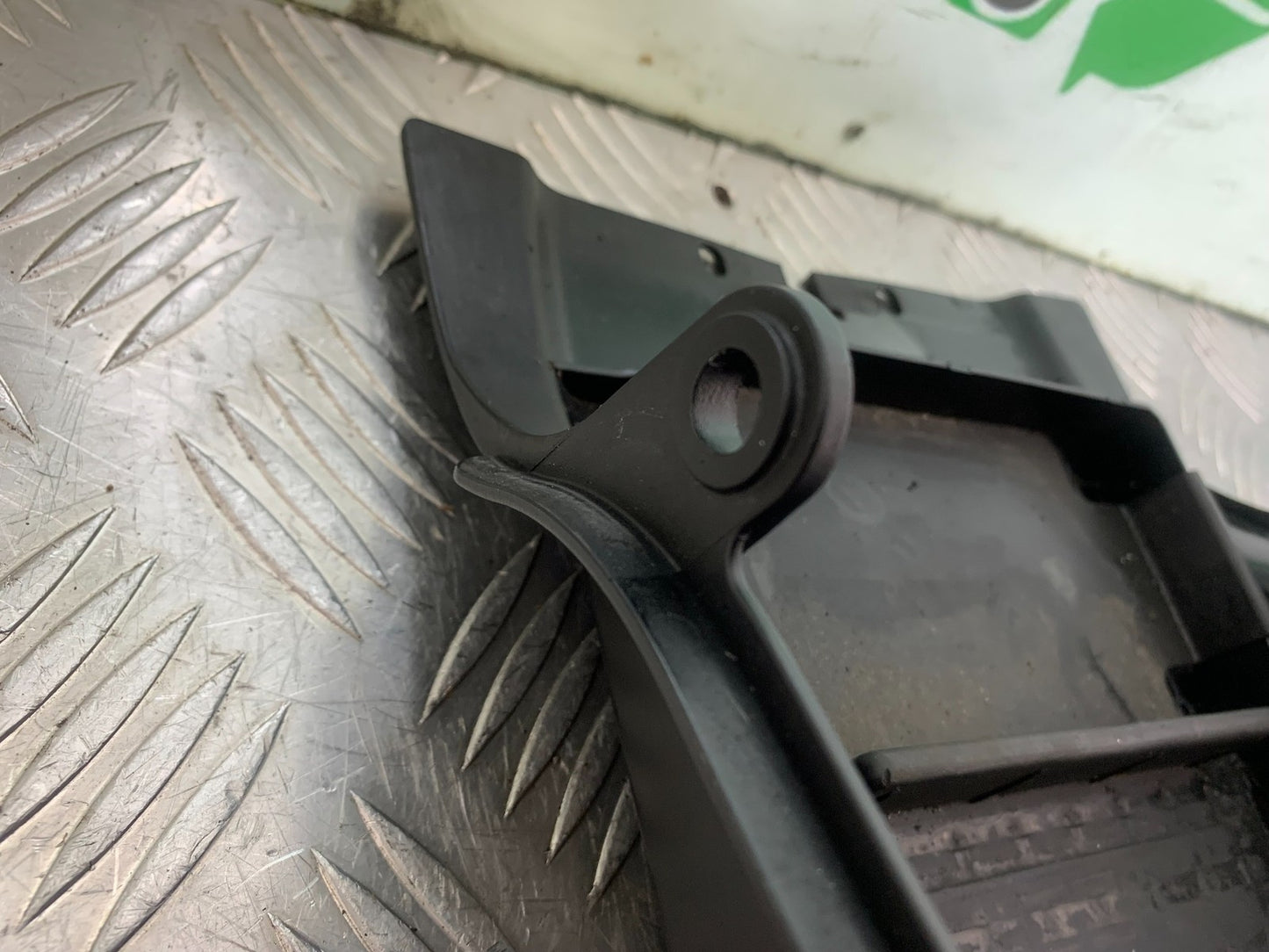 KTM 690 DUKE R LC4 REAR UNDERTRAY YEAR 2012-2015  (CMB1180)
