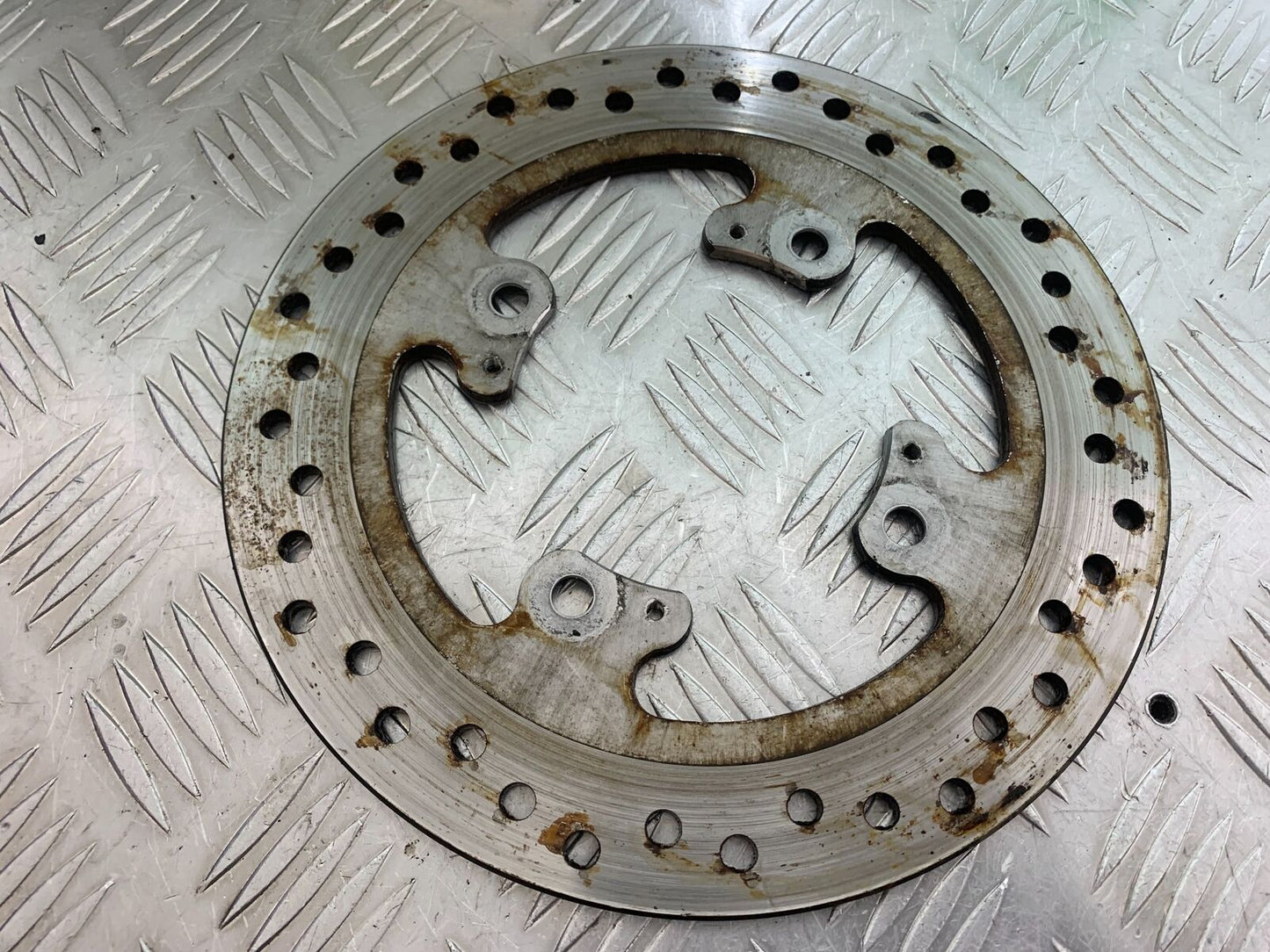 TRIUMPH TIGER 800 REAR BRAKE DISC  YEAR 2011-2014 (CMB1113)