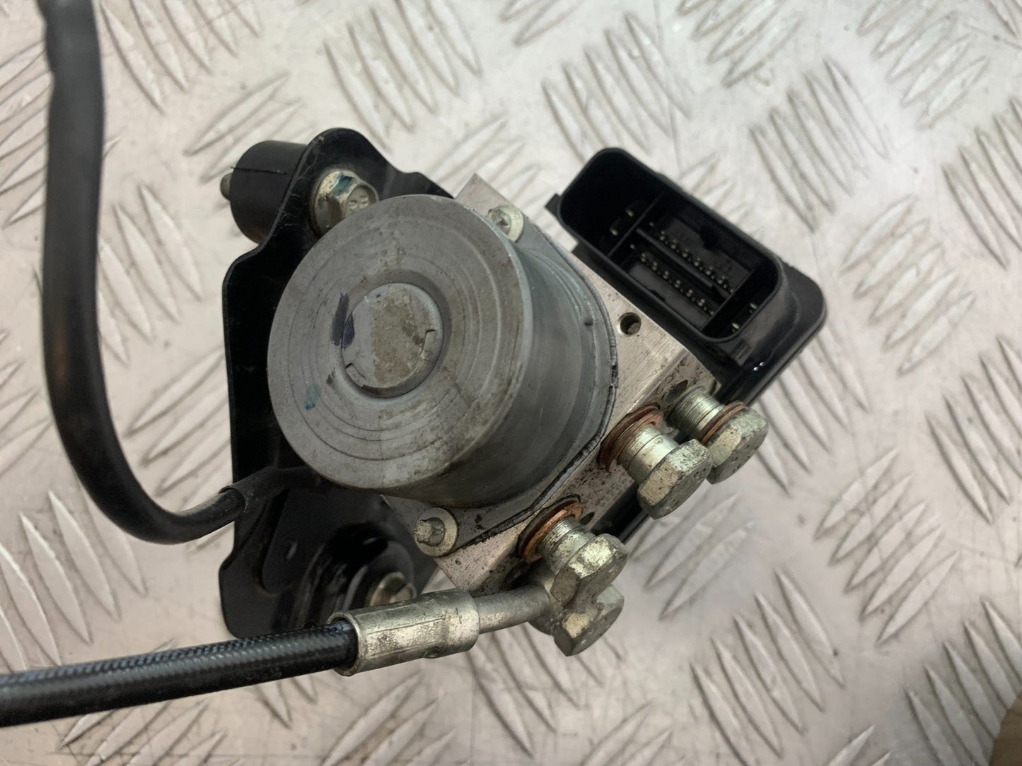 KTM DUKE 390 ABS PUMP YEAR 2017- 2023 (CMB1314)