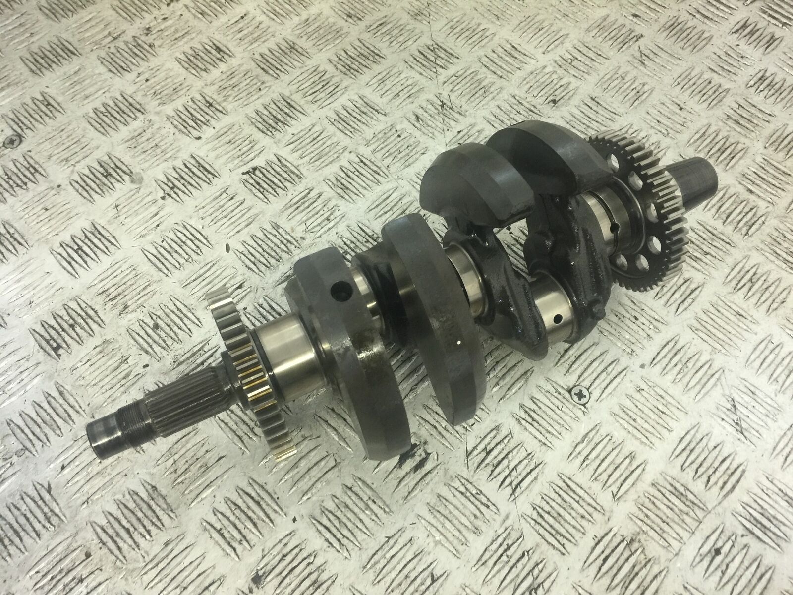 HONDA CRF1000 (DCT) AFRICA TWIN CRANK   YEAR 2016-2019 (STOCK 724)