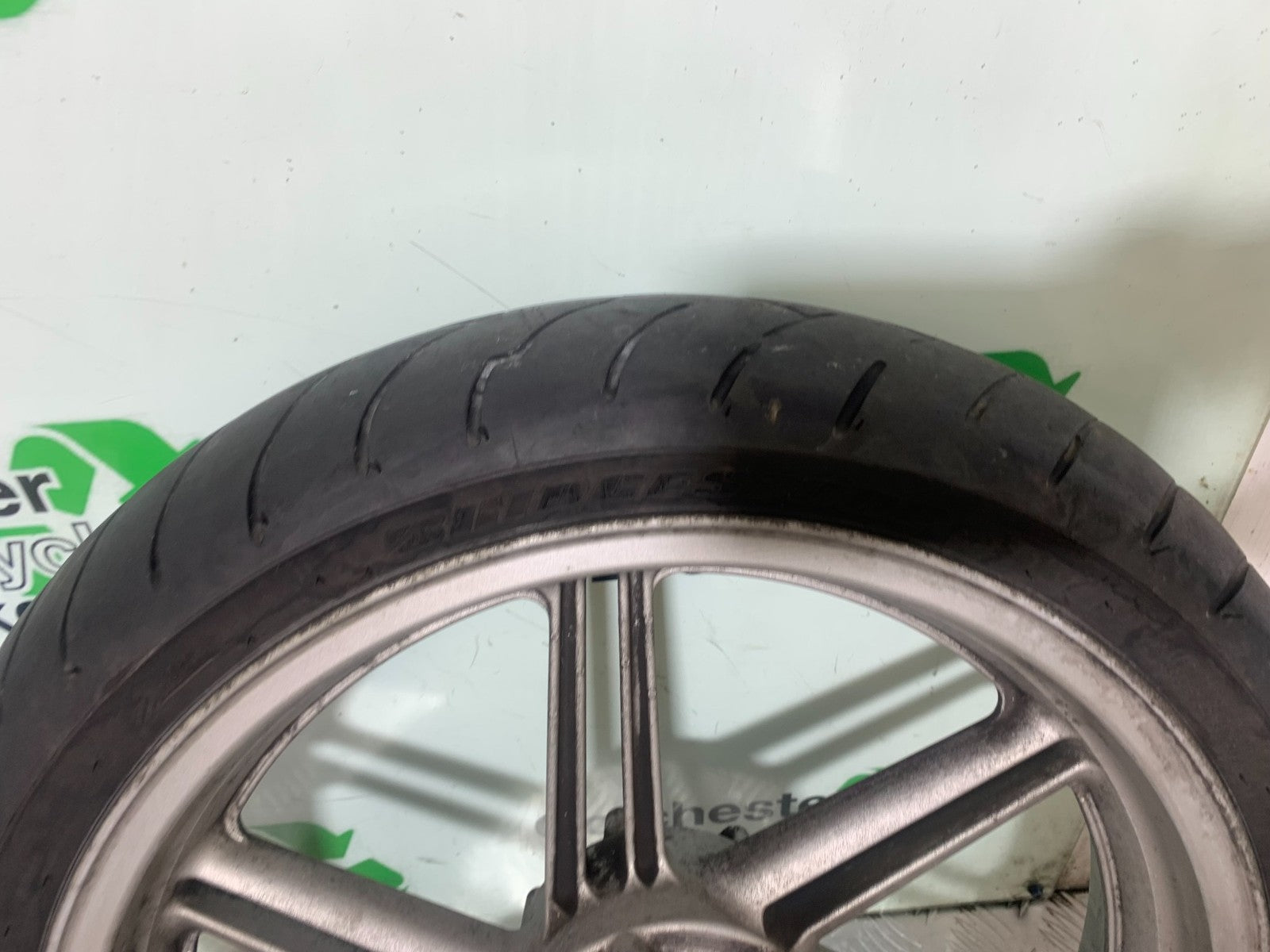 HONDA CBF600 CBF 600 FRONT WHEEL  YEAR 2004-07  (CMB1305)