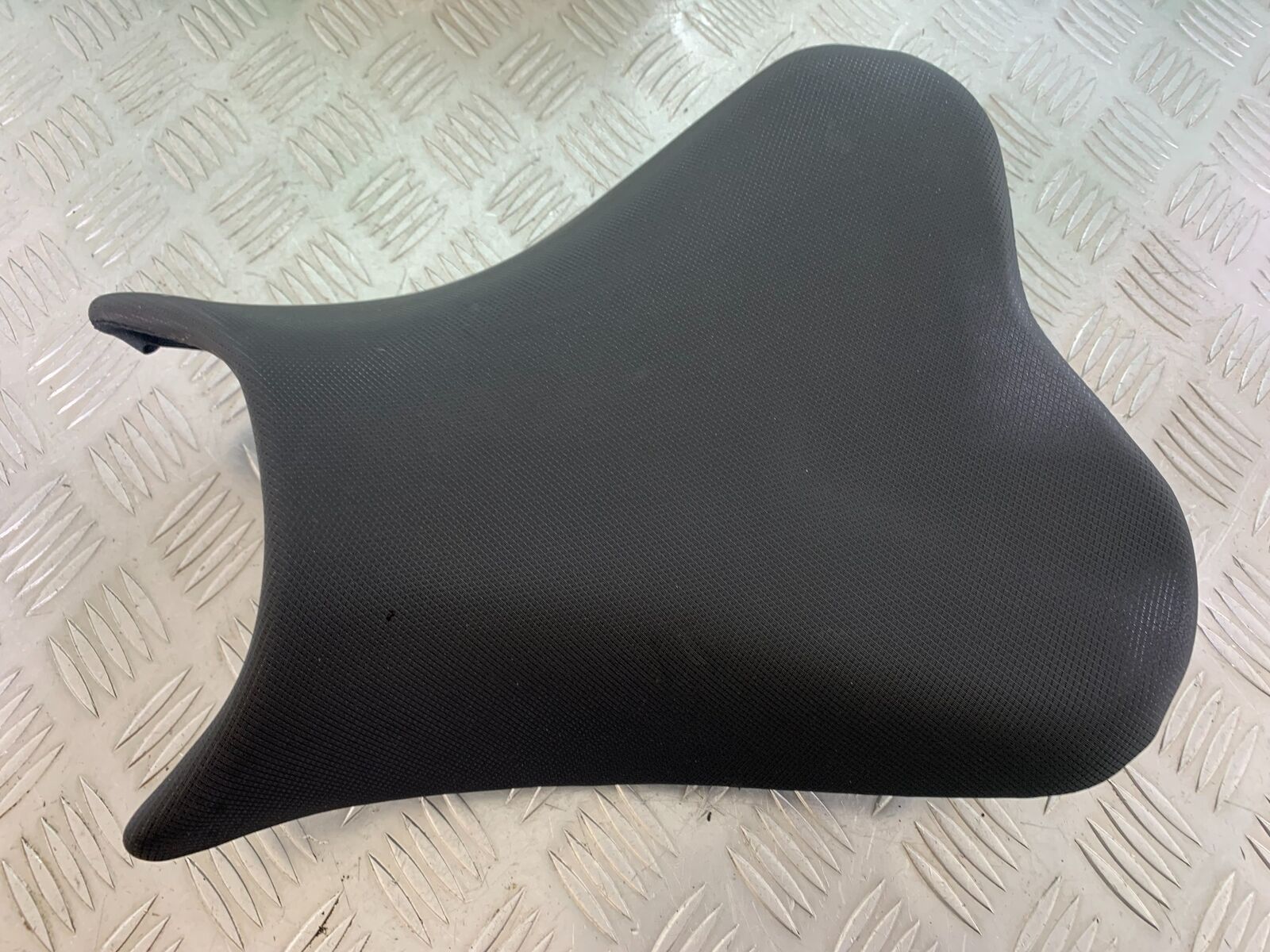 KAWASAKI NINJA 400 EX 400 FRONT SEAT  YEAR 2024 (CMB1075)