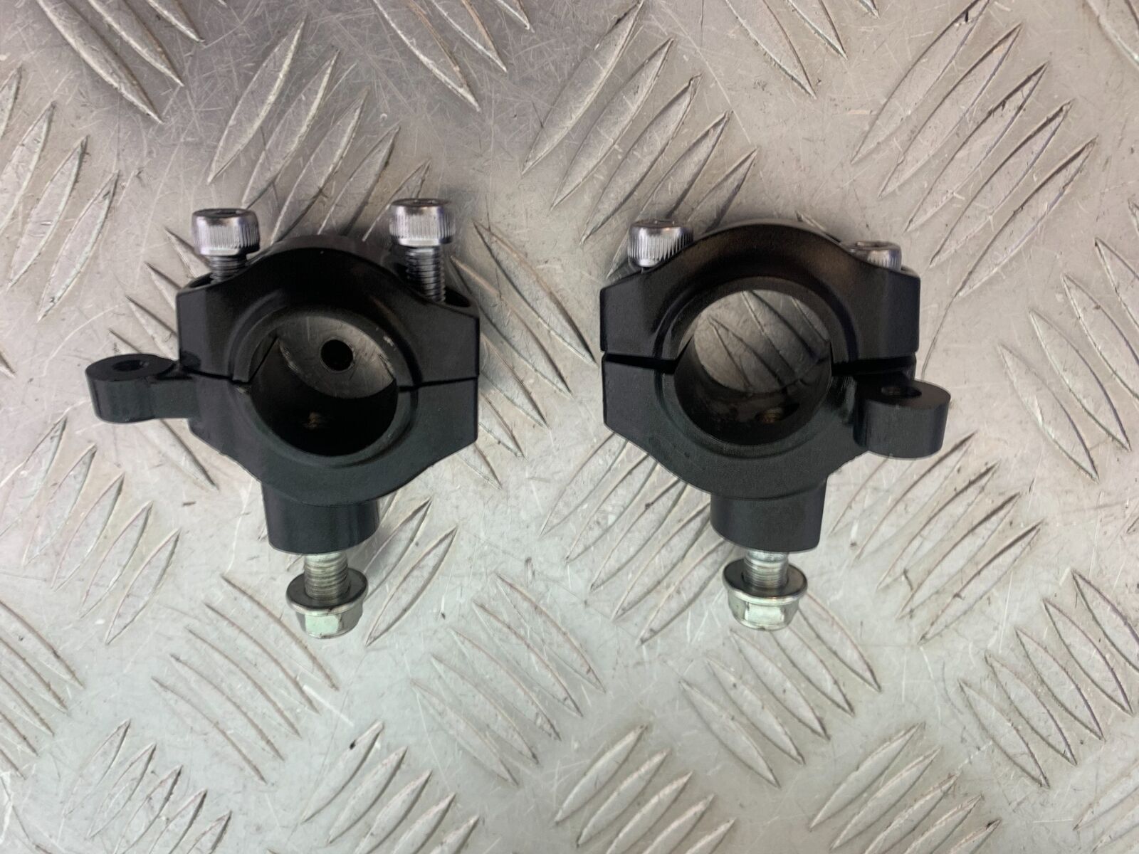 YAMAHA XSR900 XSR 900 HANDLEBAR RISERS   YEAR 2021-2022 (CMB1073)