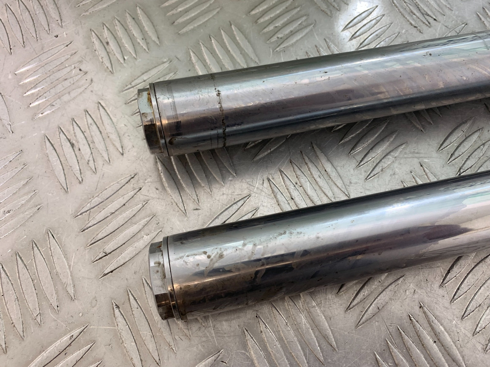 HARLEY DAVIDSON FXS BLACKLINE 1585 FORKS YEAR 2012 (CMB1147)