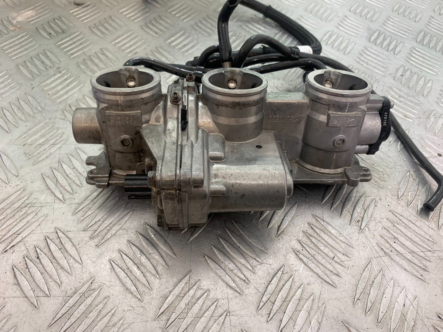 TRIUMPH TIGER 800 XRT THROTTLE BODIES   2018-2020 (CMB1193)