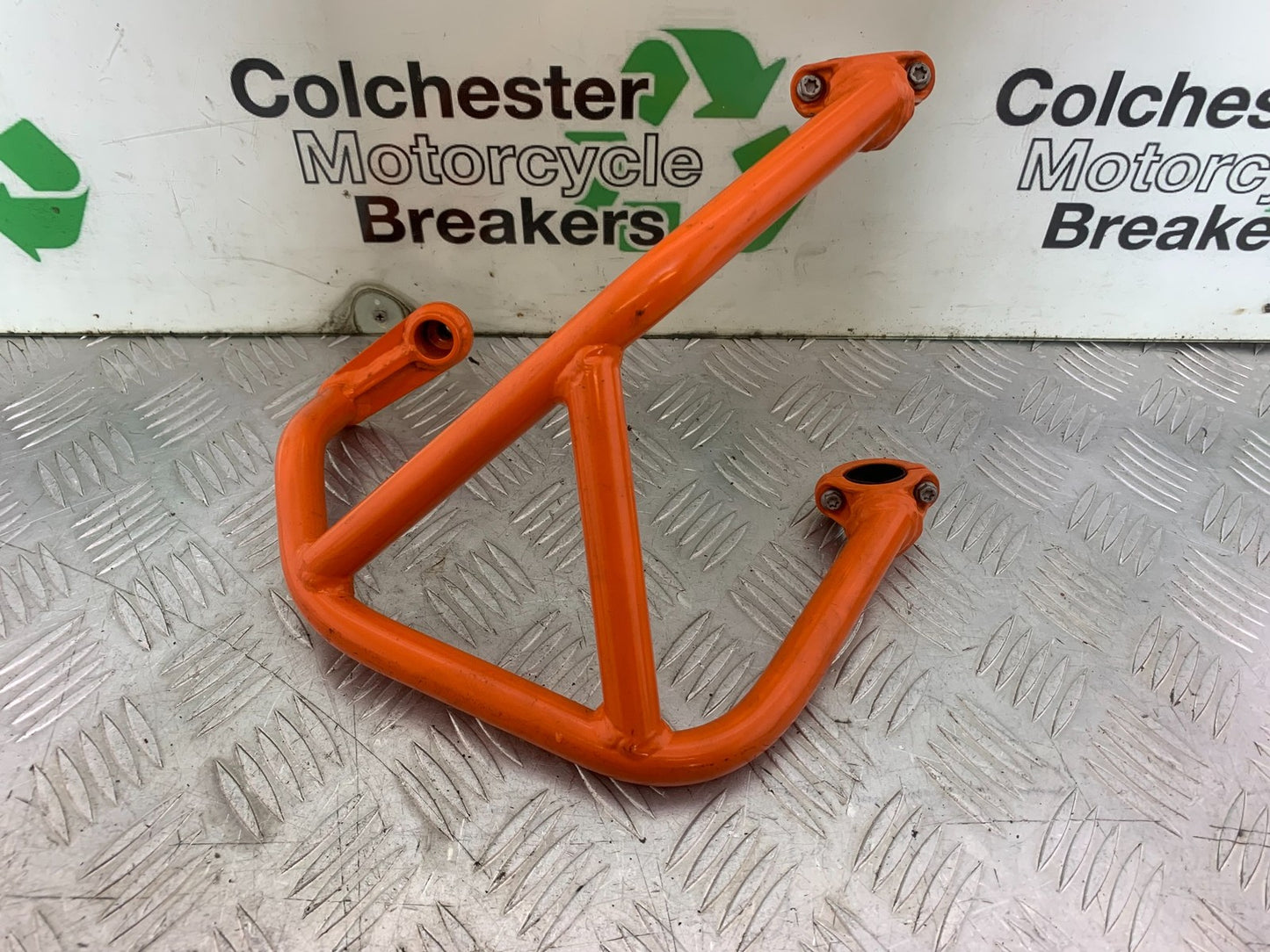 KTM 690 DUKE R LC4 RIGHT CRASH ENGINE BAR YEAR 2012-2015 (CMB1180)