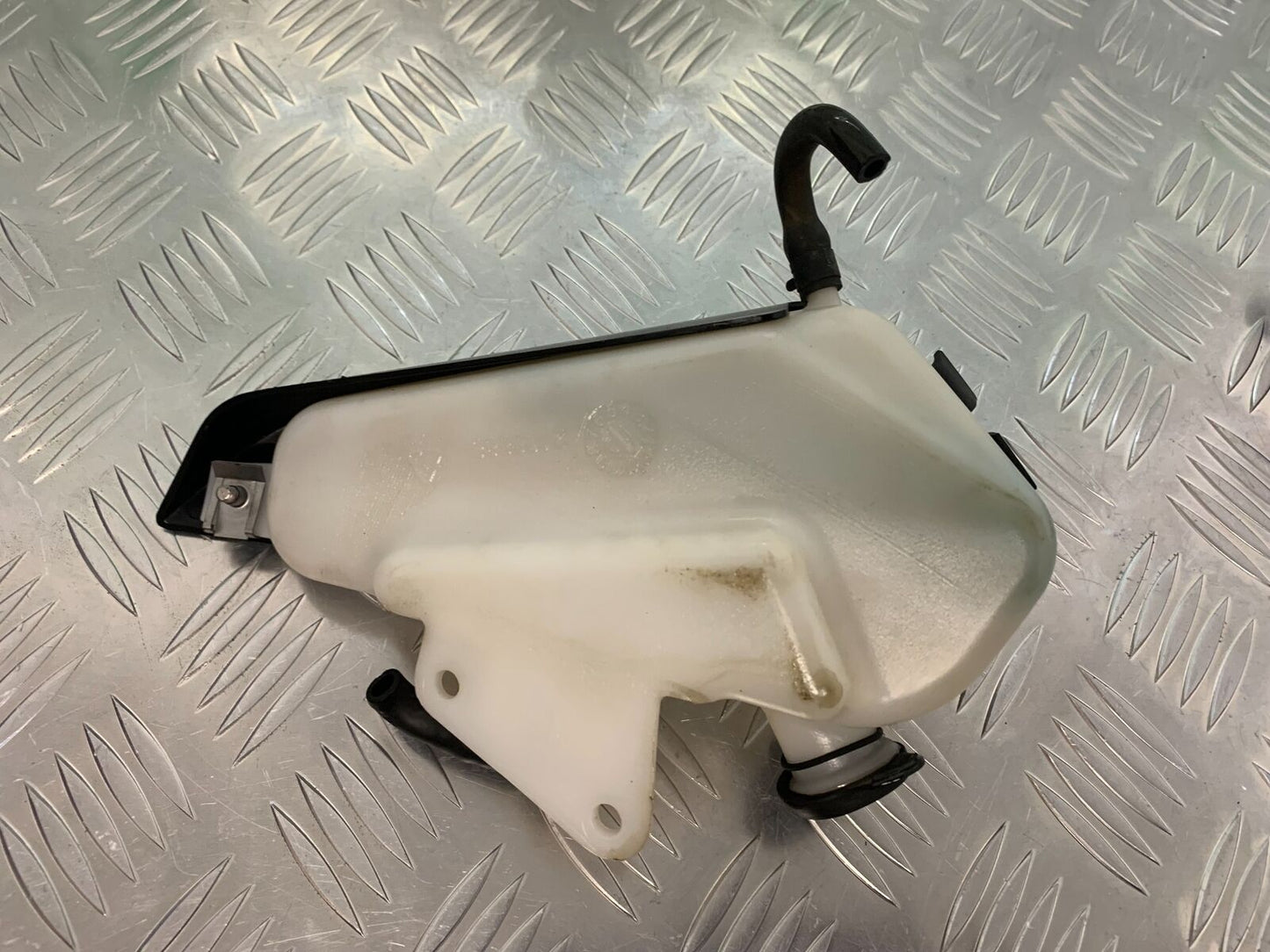 TRIUMPH TIGER 800 XCA COOLANT BOTTLE YEAR 2015-2017 (STOCK 940)