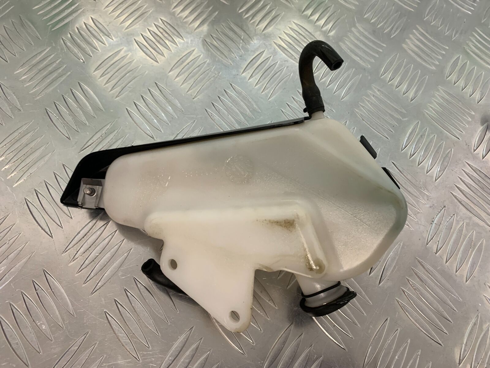 TRIUMPH TIGER 800 XCA COOLANT BOTTLE YEAR 2015-2017 (STOCK 940)