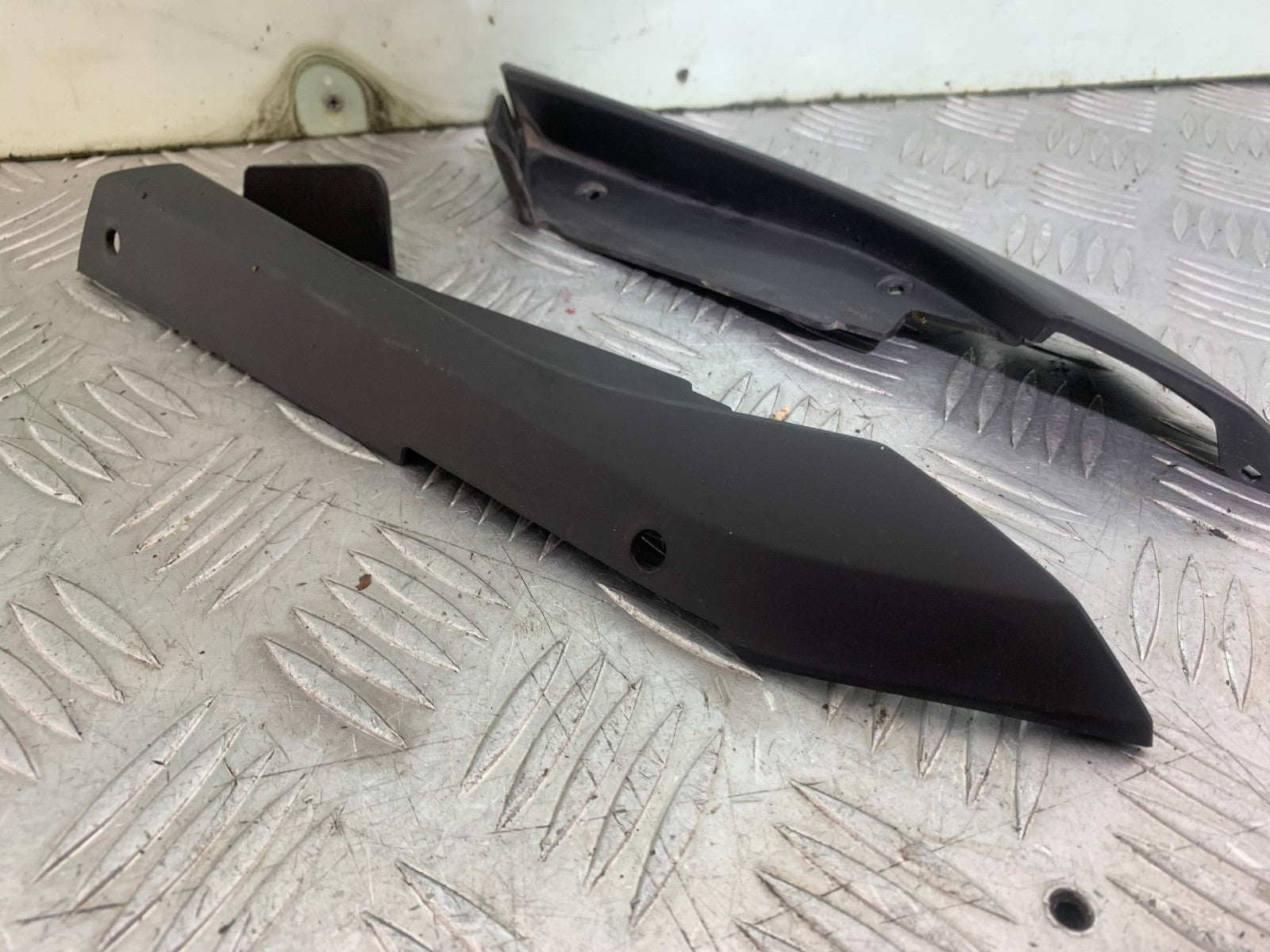 KYMCO CK1 125 REAR FAIRING LEFT AND RIGHT INFILLS YEAR 2014 - 2016 (CMB1181)