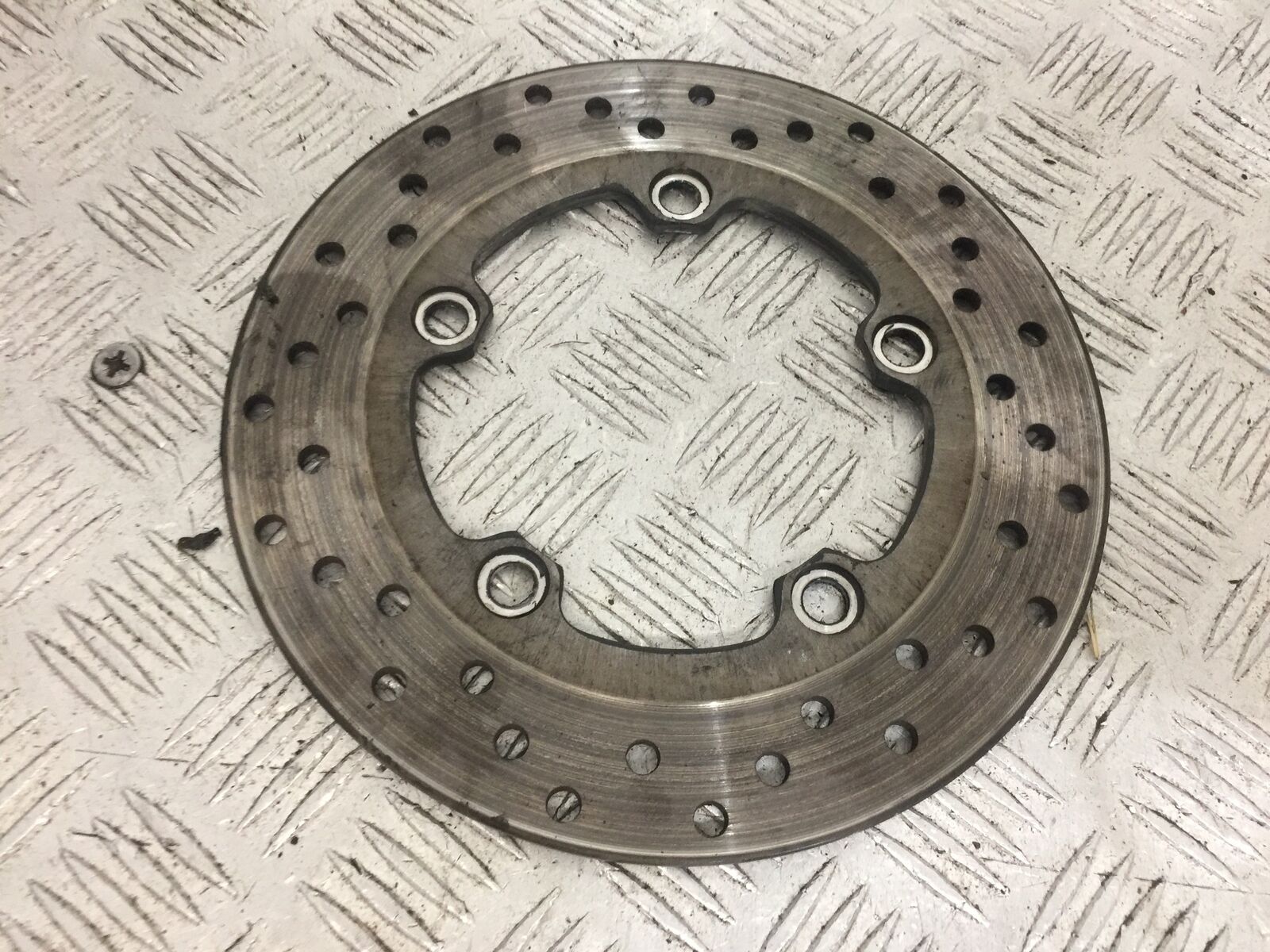 YAMAHA YZF R1 5VY REAR BRAKE DISC  YEAR 2004-2006 (STOCK 748)