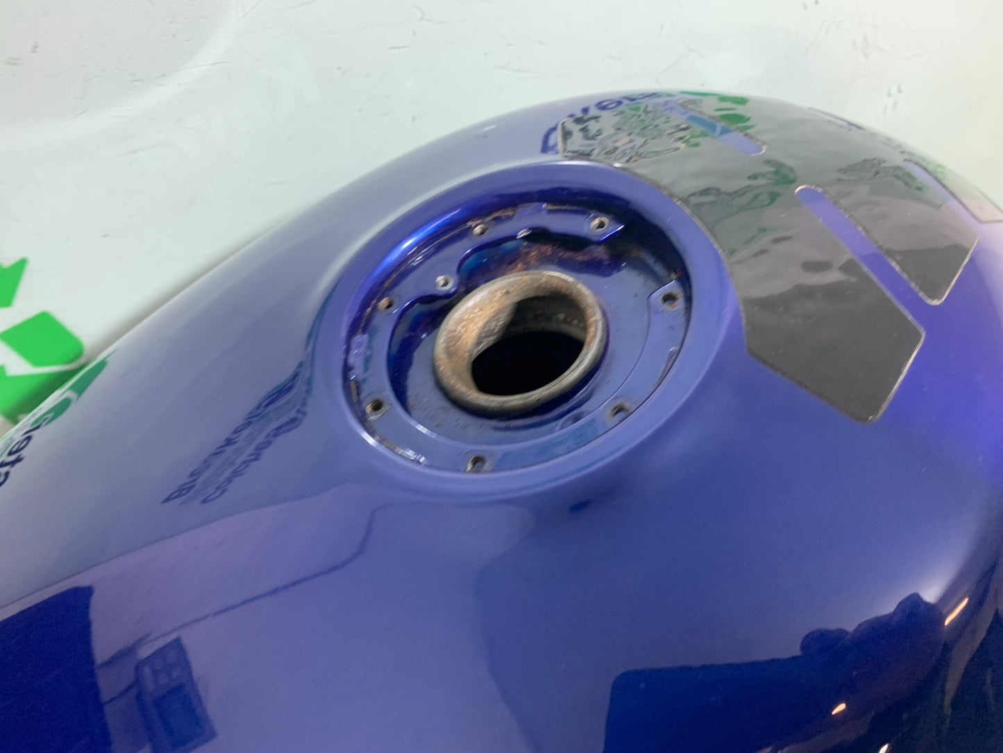 KAWASAKI ZZR1100 D PETROL TANK YEAR 1993-2001 (CMB1289)