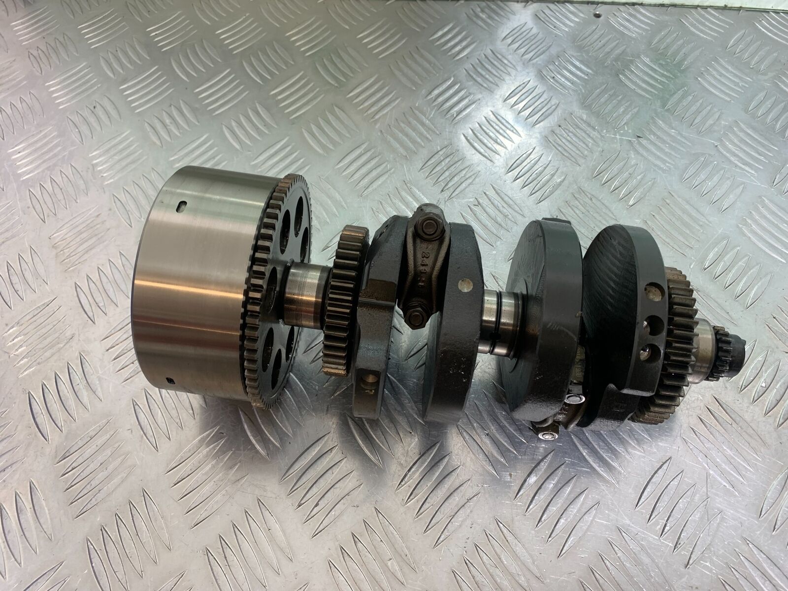 KAWASAKI NINJA 650 CRANKSHAFT  YEAR 2017-2019 (CMB1018)
