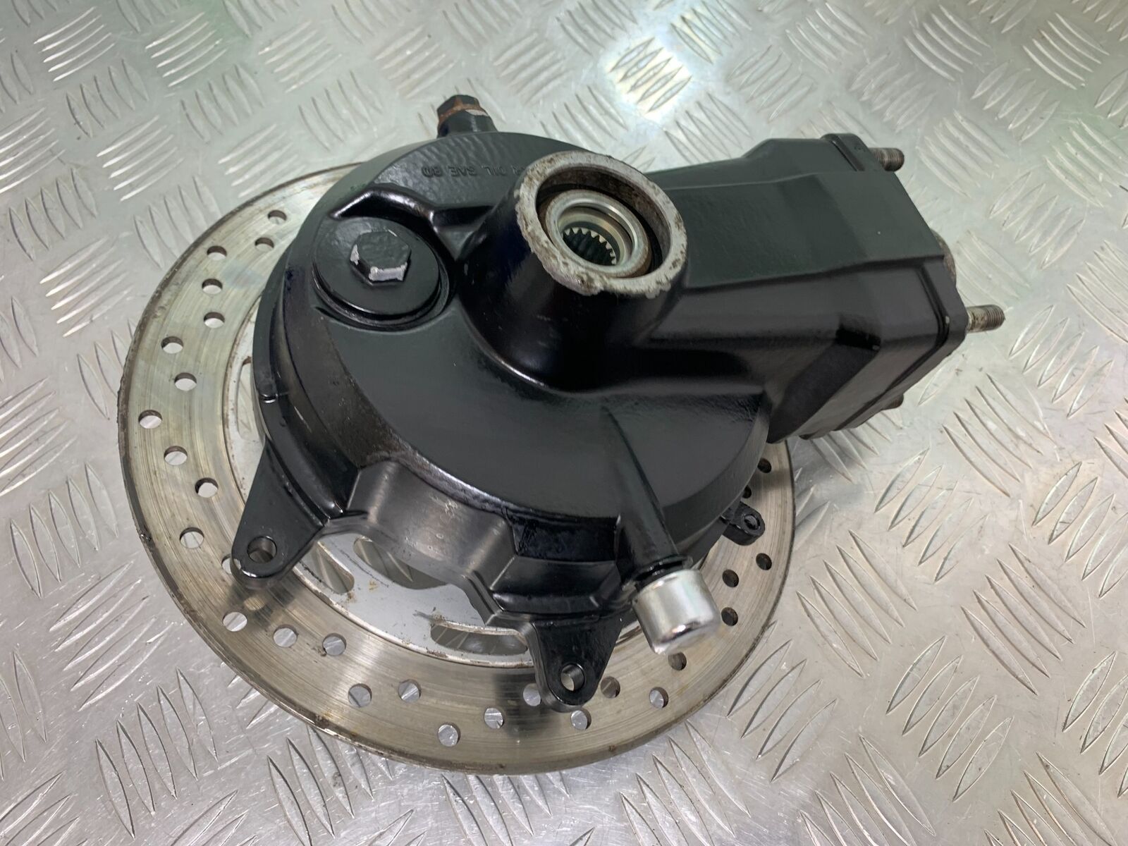 HONDA NTV 650 REVERE REAR DIFF AND DISC YEAR 1988-1996 (CMB1025))