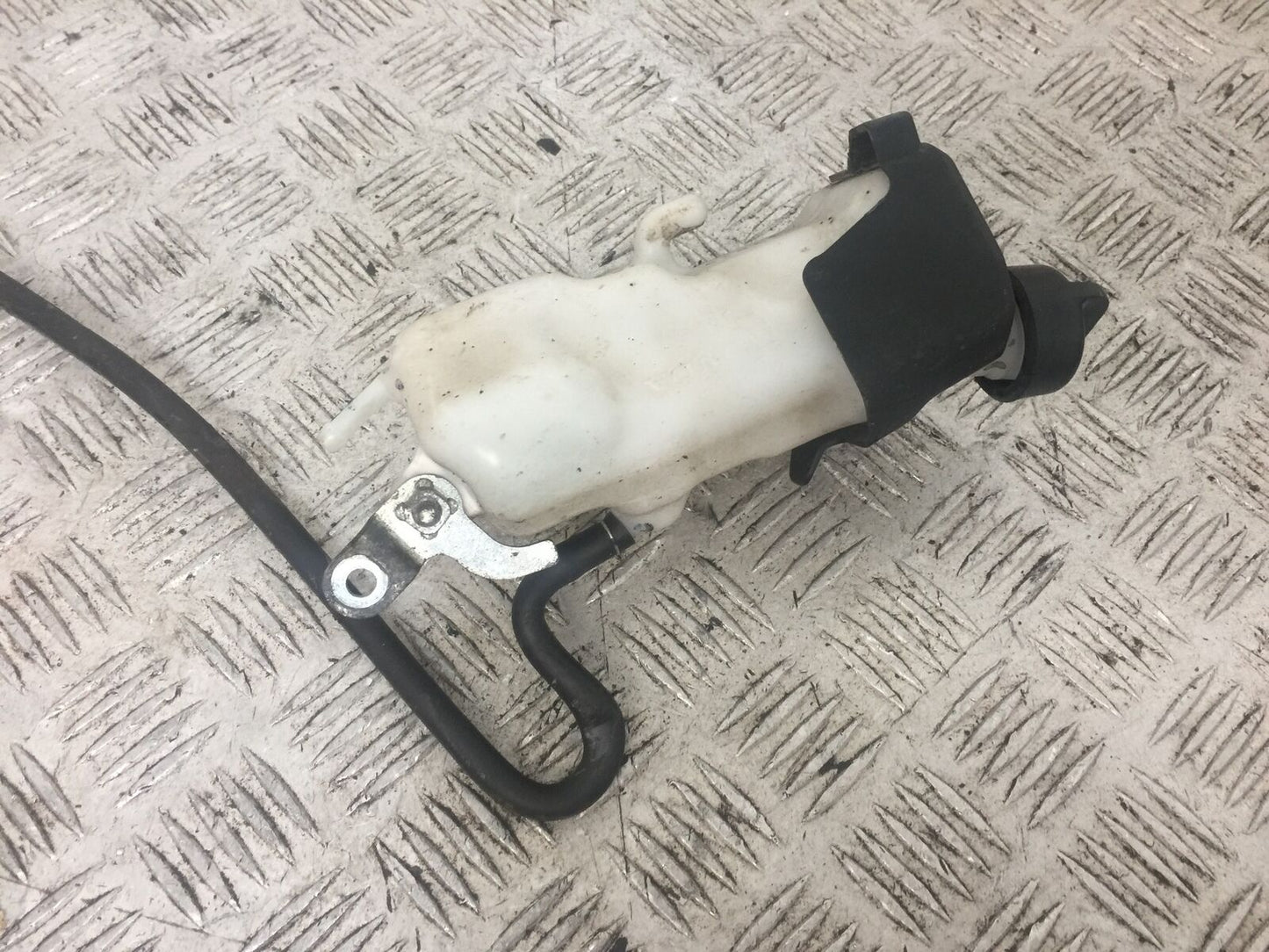 HONDA CB650 R CB 650 R COOLANT BOTTLE  YEAR 2019-2021 (STOCK 776)