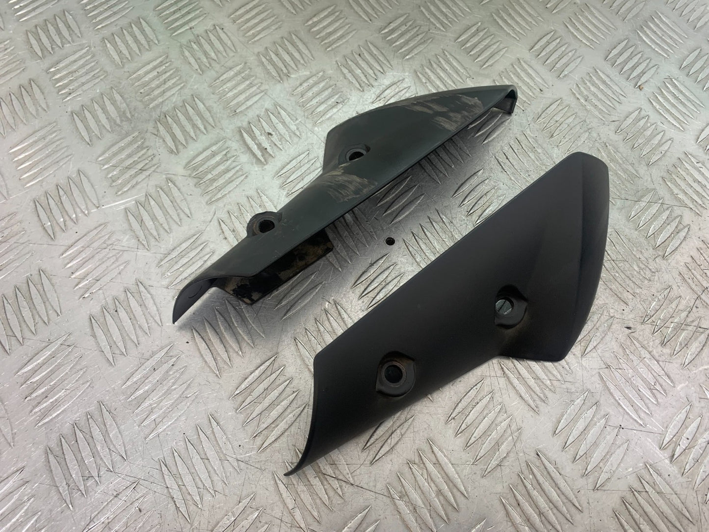 TRIUMPH TIGER 800 XRT MUDGUARD SIDE INFILLS  2018-2020 (CMB1193)