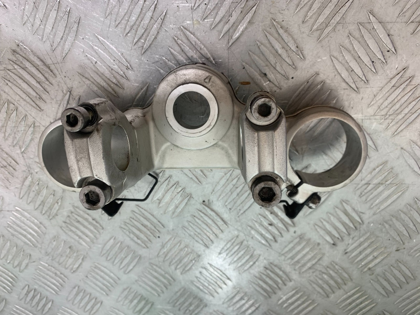 TRIUMPH TIGER 800 XRT TOP YOKE  2018-2020 (CMB1193)