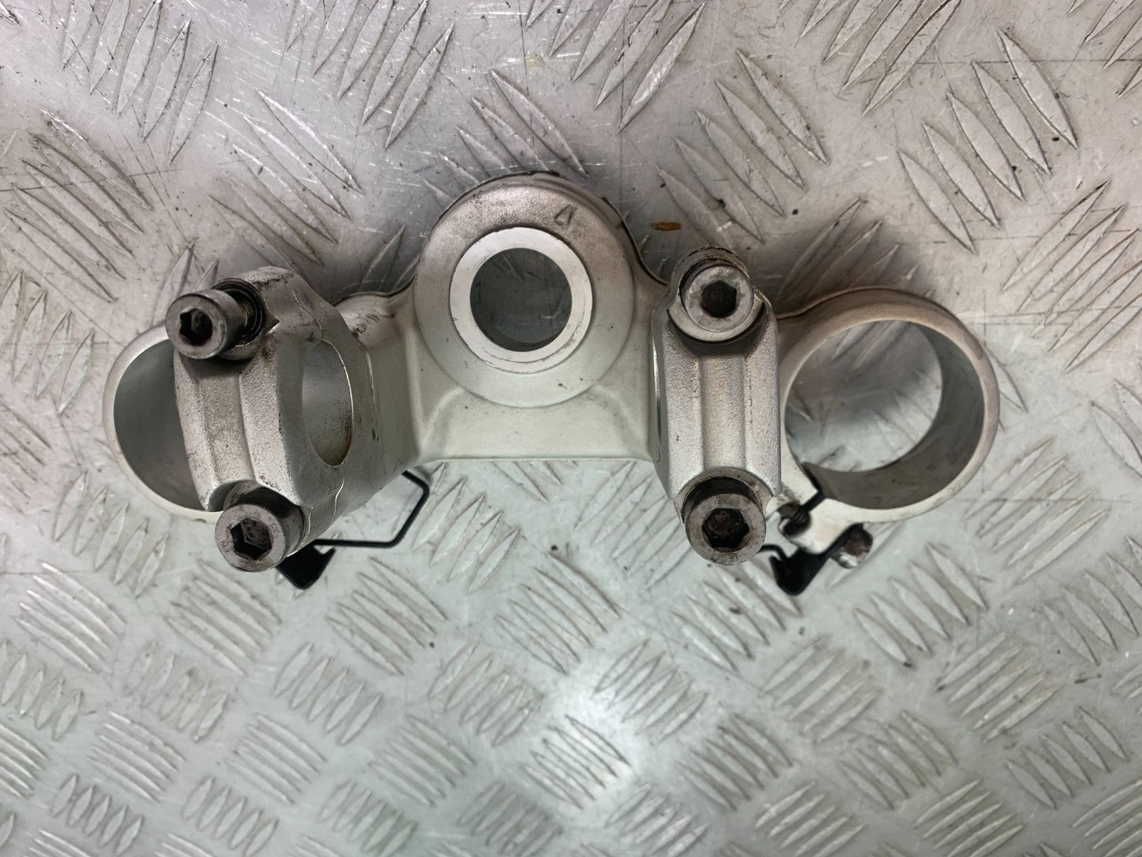 TRIUMPH TIGER 800 XRT TOP YOKE  2018-2020 (CMB1193)