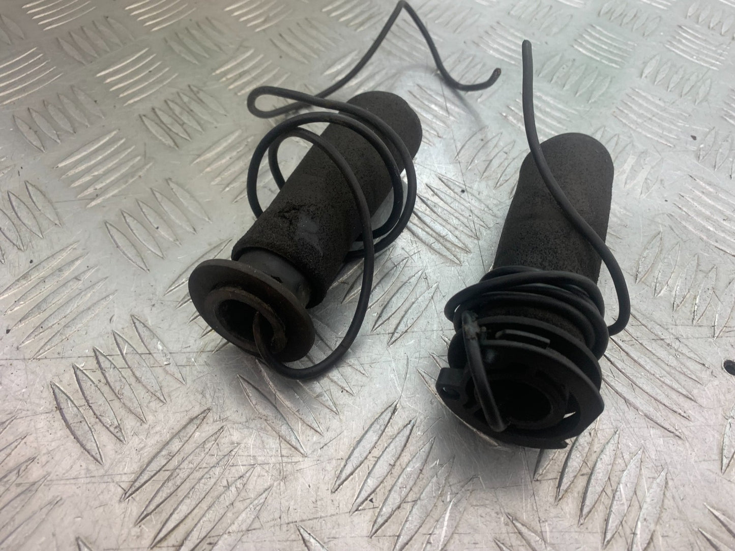 BMW K1200 K 1200 LT HEATED GRIPS    YEAR 1999-07 (CMB1271)