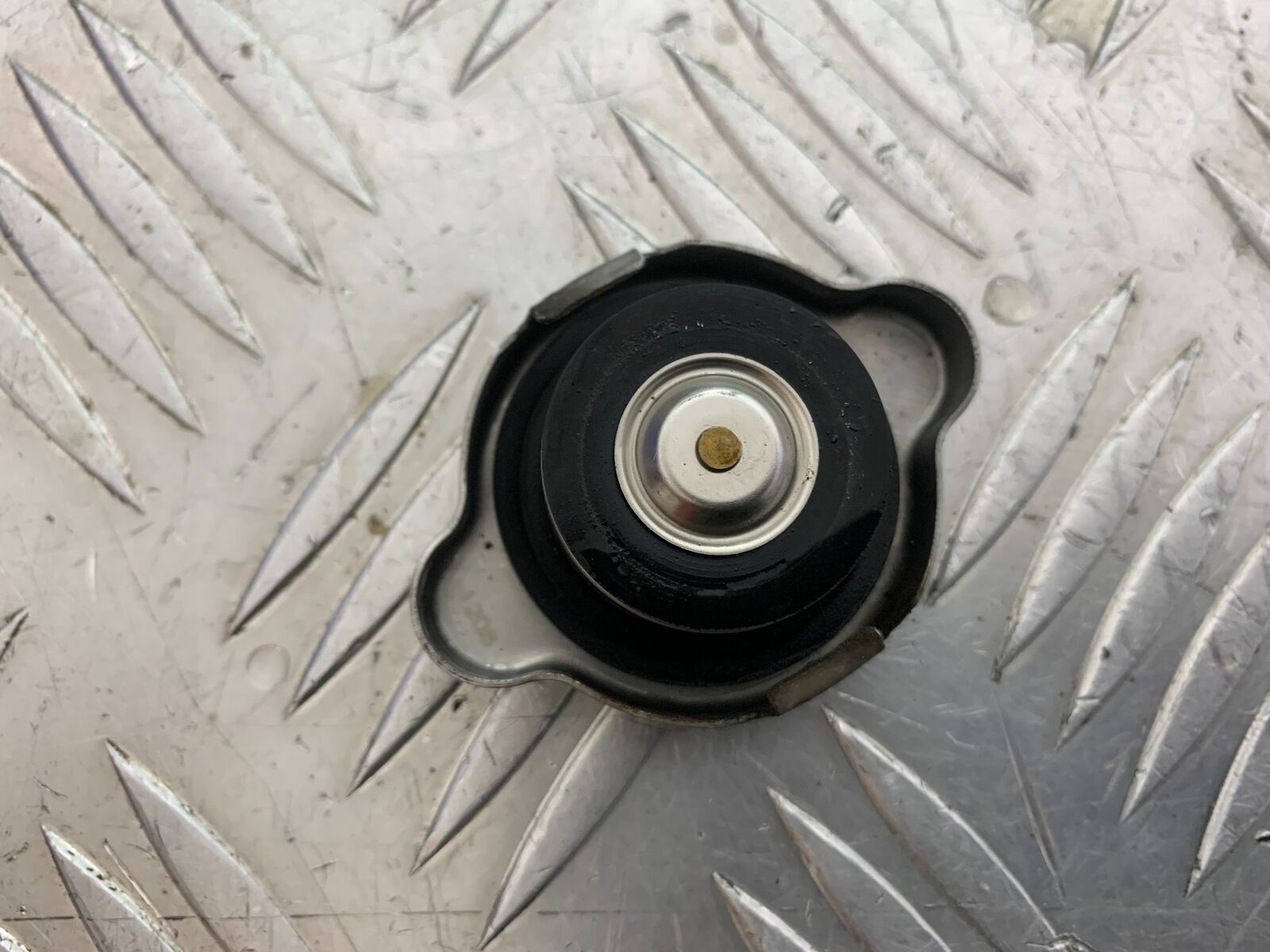 KAWASAKI Z650 ER650 KNFAN RADIATOR CAP   YEAR 2022-2024 (CMB1112)