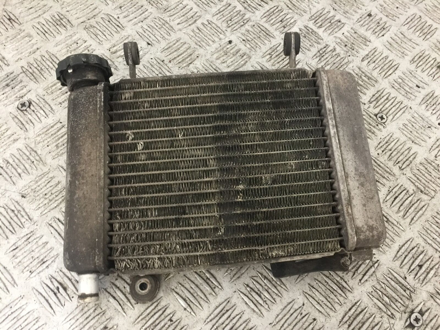 HONDA CBR125 CBR 125 RADIATOR  YEAR 2011-2017 (STOCK 732)