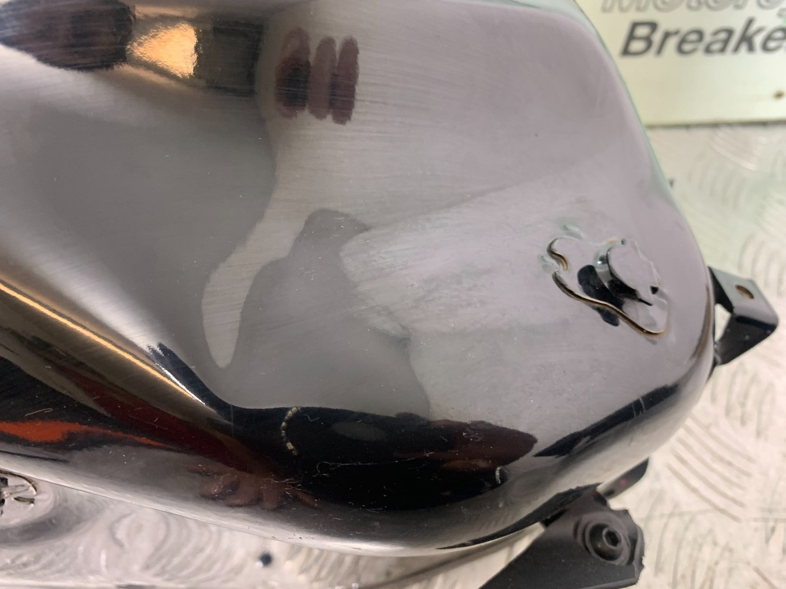 KTM 125 DUKE PETROL TANK   YEAR 2018-2023 (CMB1185)